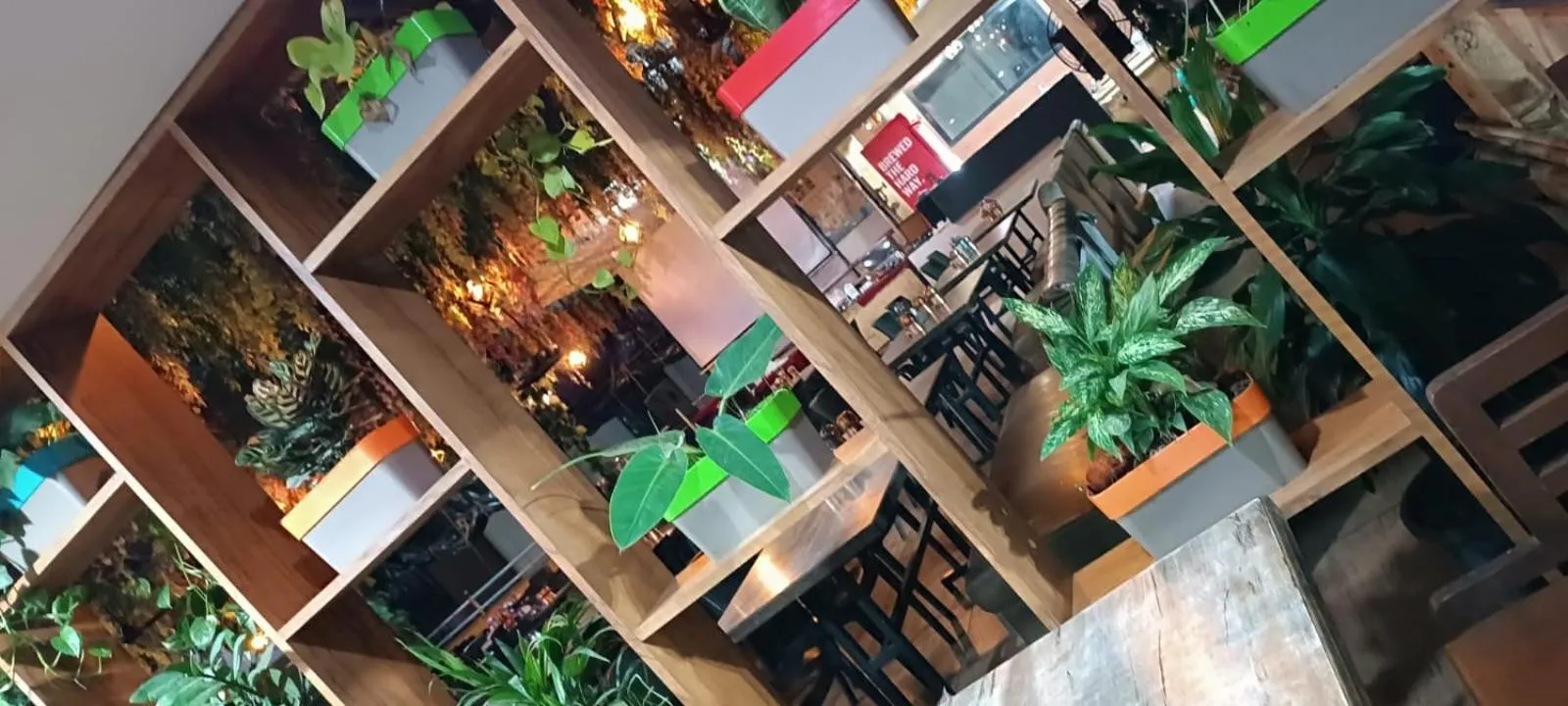 Restaurant/places to eat in SriKrishna Paradise Hotel Thane Navi Mumbai