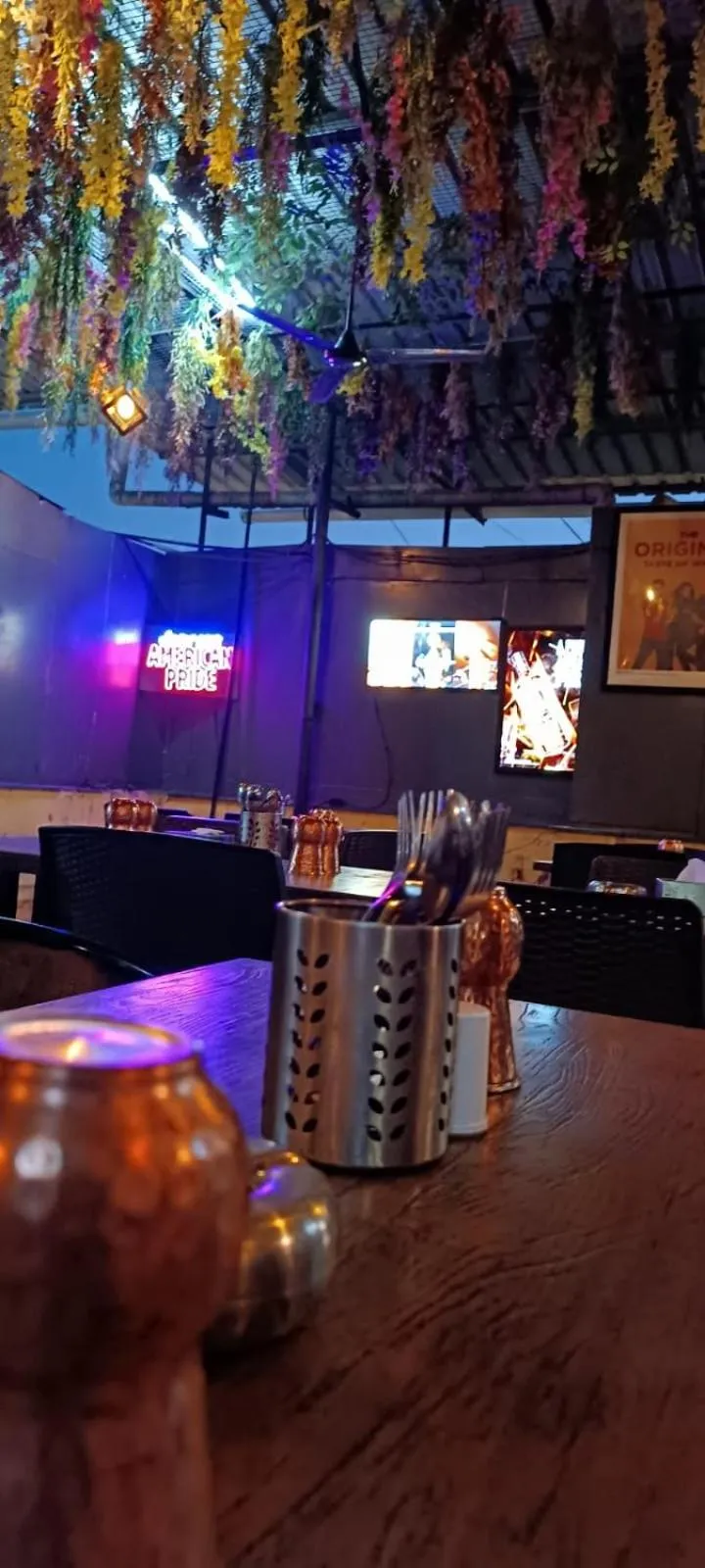 Restaurant/places to eat in SriKrishna Paradise Hotel Thane Navi Mumbai