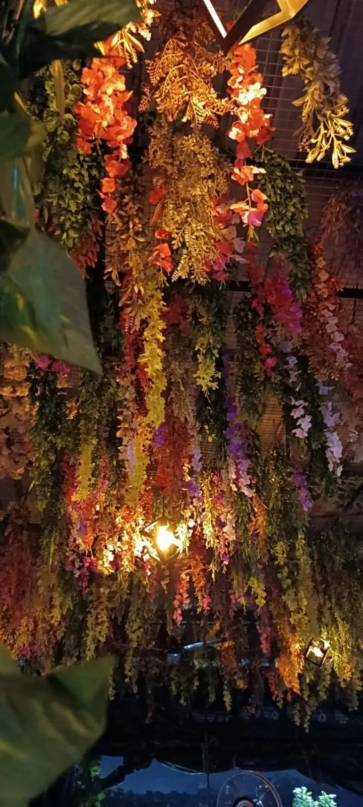 Restaurant/places to eat in SriKrishna Paradise Hotel Thane Navi Mumbai