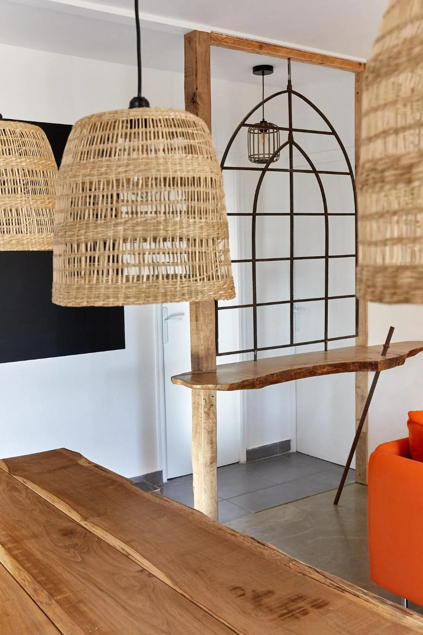Dining area in La Breizhidence
