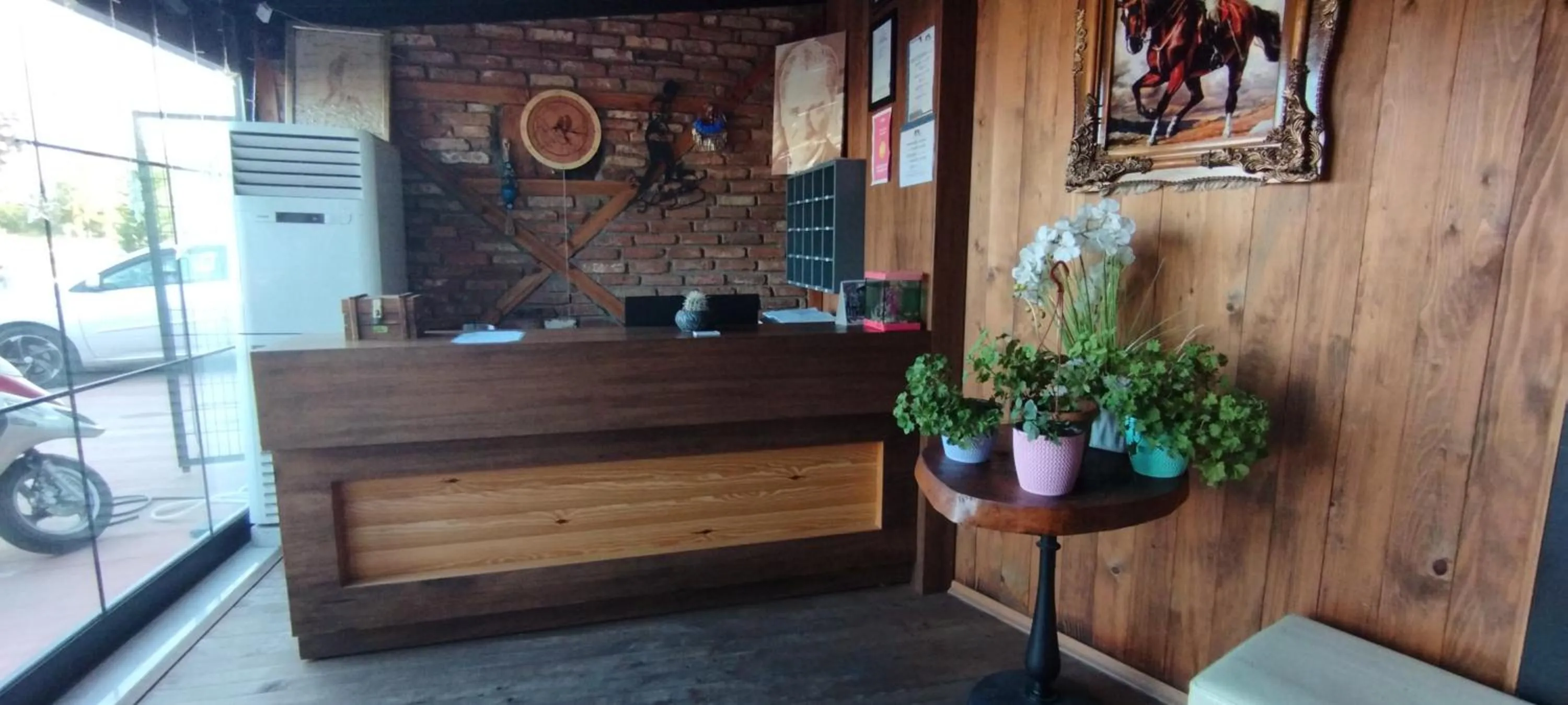 Lobby or reception in Ceneviz Suit Hotel