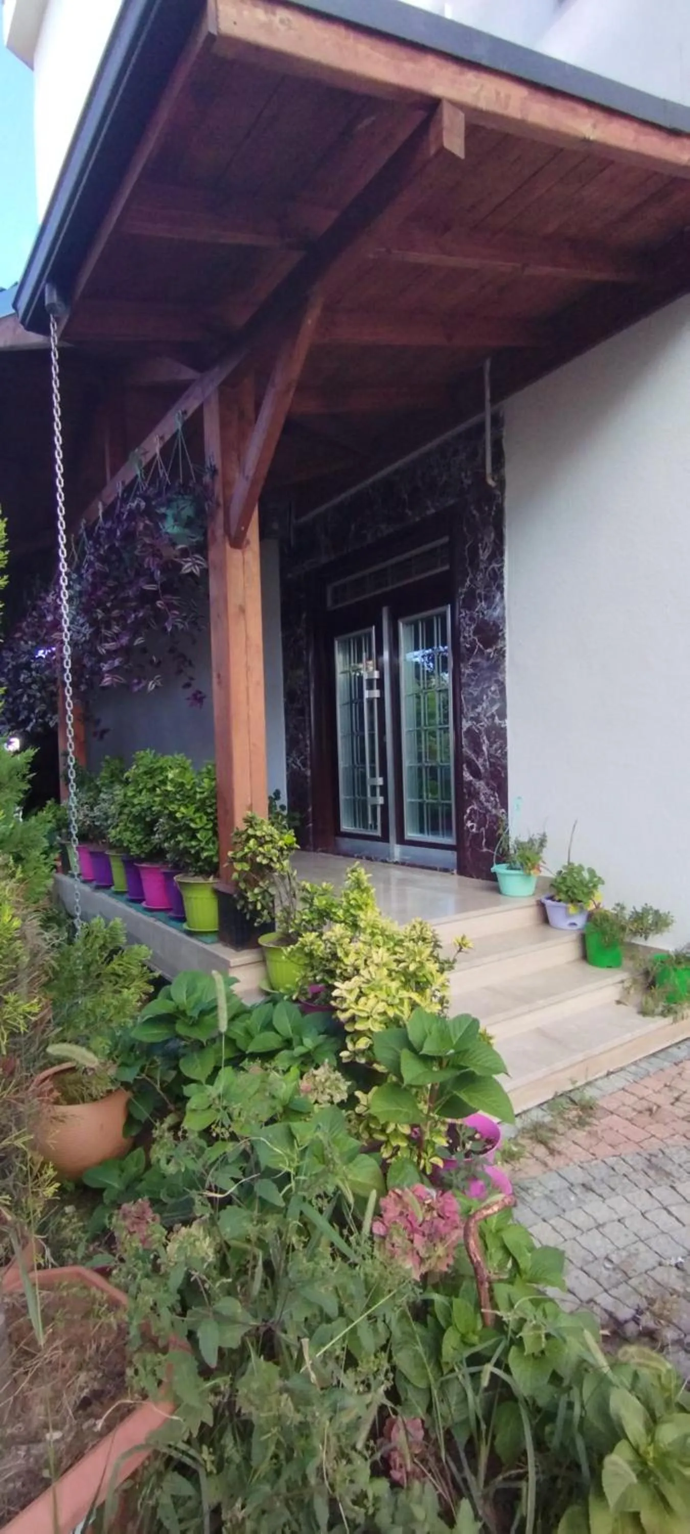 Facade/entrance in Ceneviz Suit Hotel