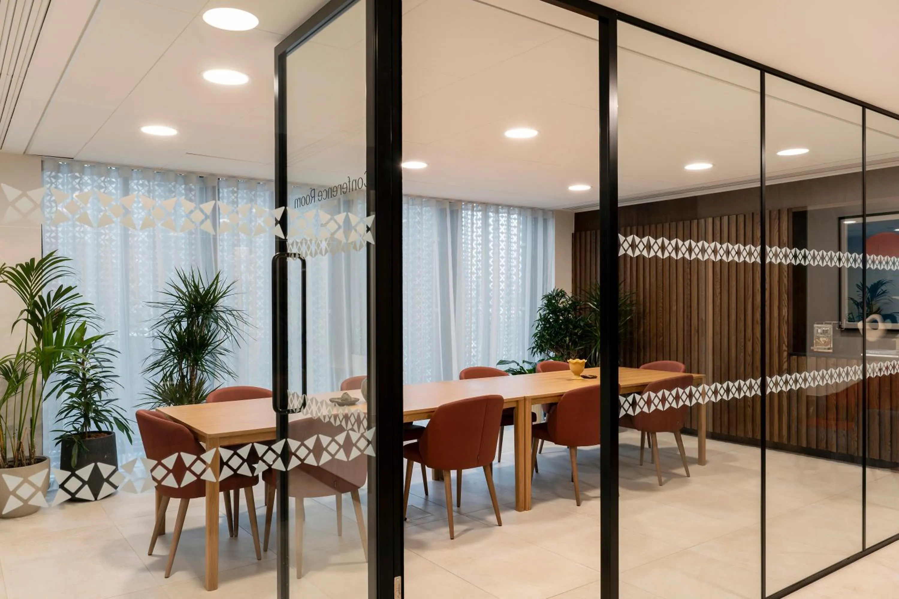 Meeting/conference room in Cove Landmark Pinnacle