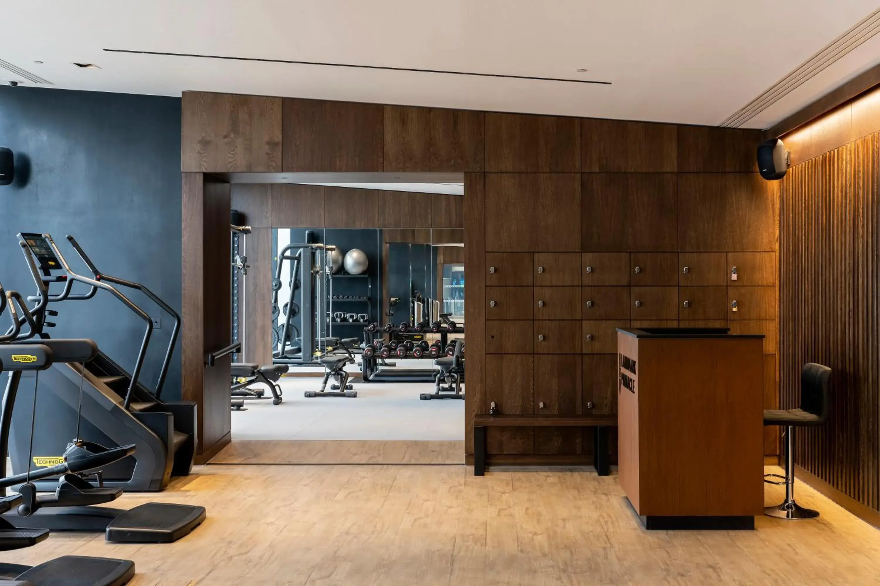 Fitness centre/facilities in Cove Landmark Pinnacle Fitness centre/facilities in Cove Landmark Pinnacle