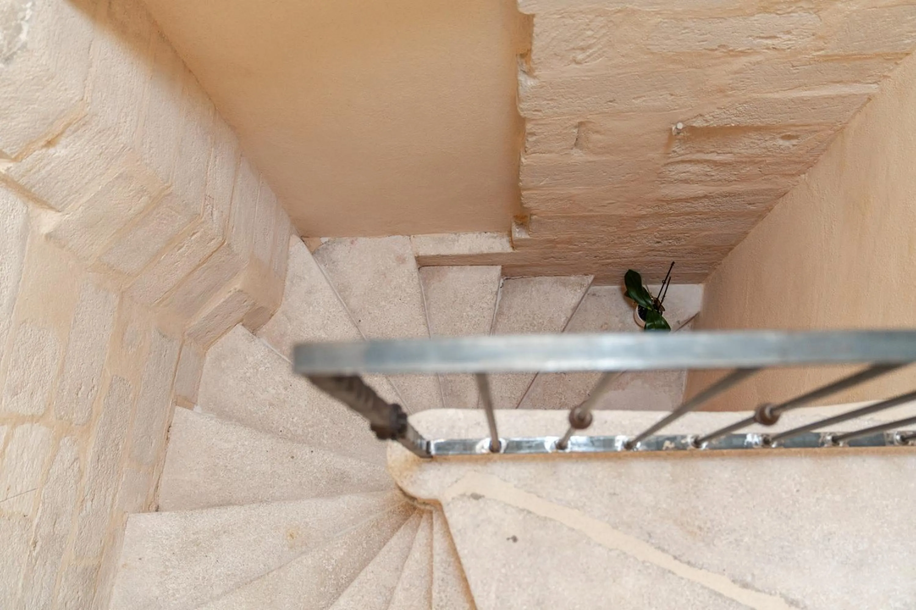 Les Greniers Du Château