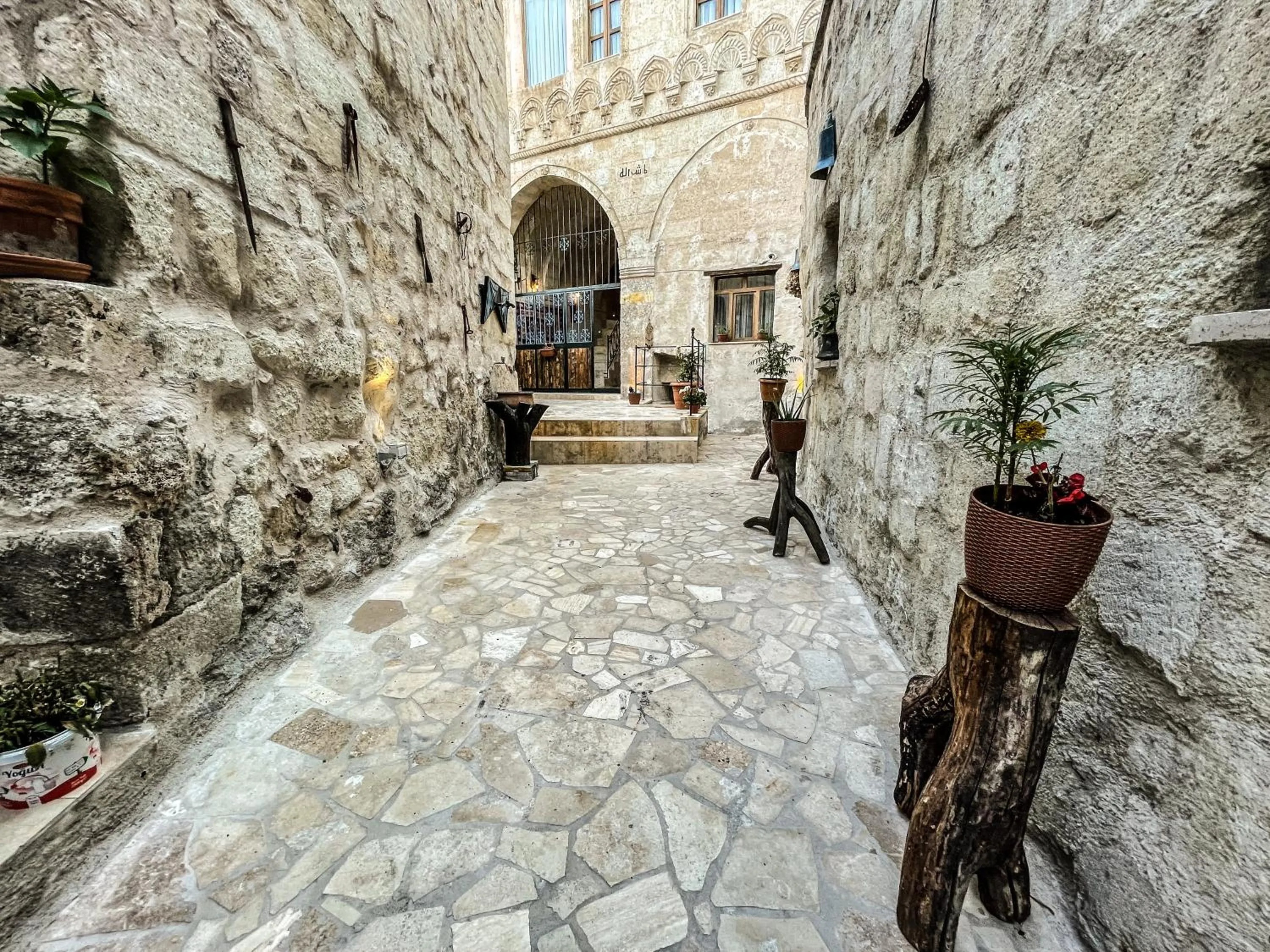 Decorative detail in Takunya Cave Hotel