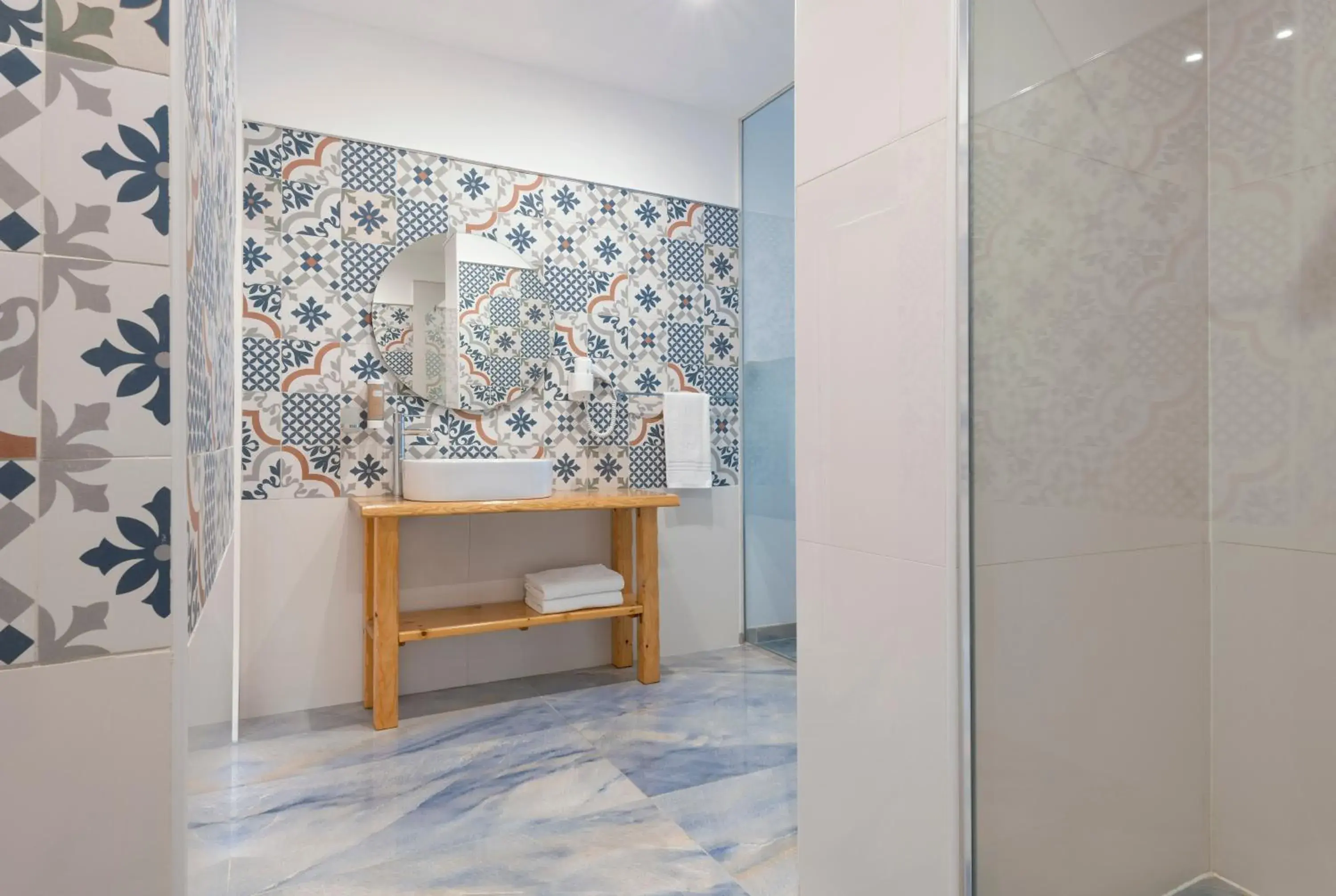 Superior Double Room in JONIUM Hotel Residence Superior Double Room in JONIUM Hotel Residence