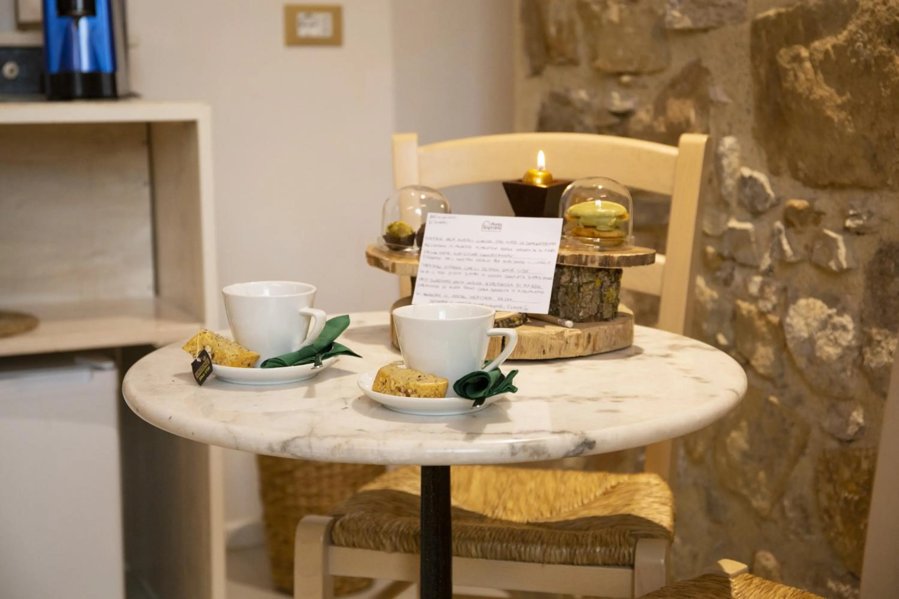 Breakfast in PORTA SOPRANA luxury guest House & spa