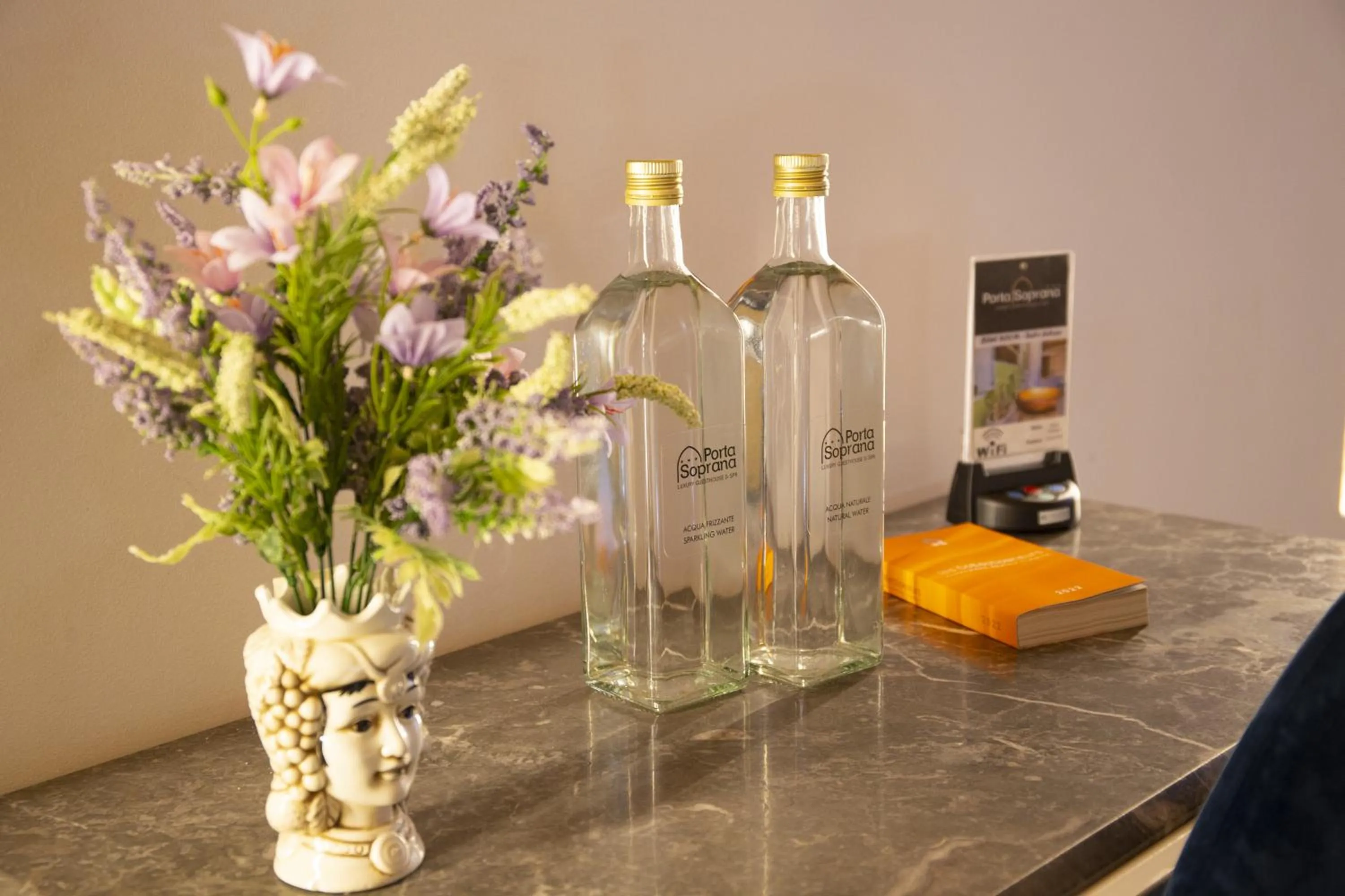 Decorative detail in PORTA SOPRANA luxury guest House & spa