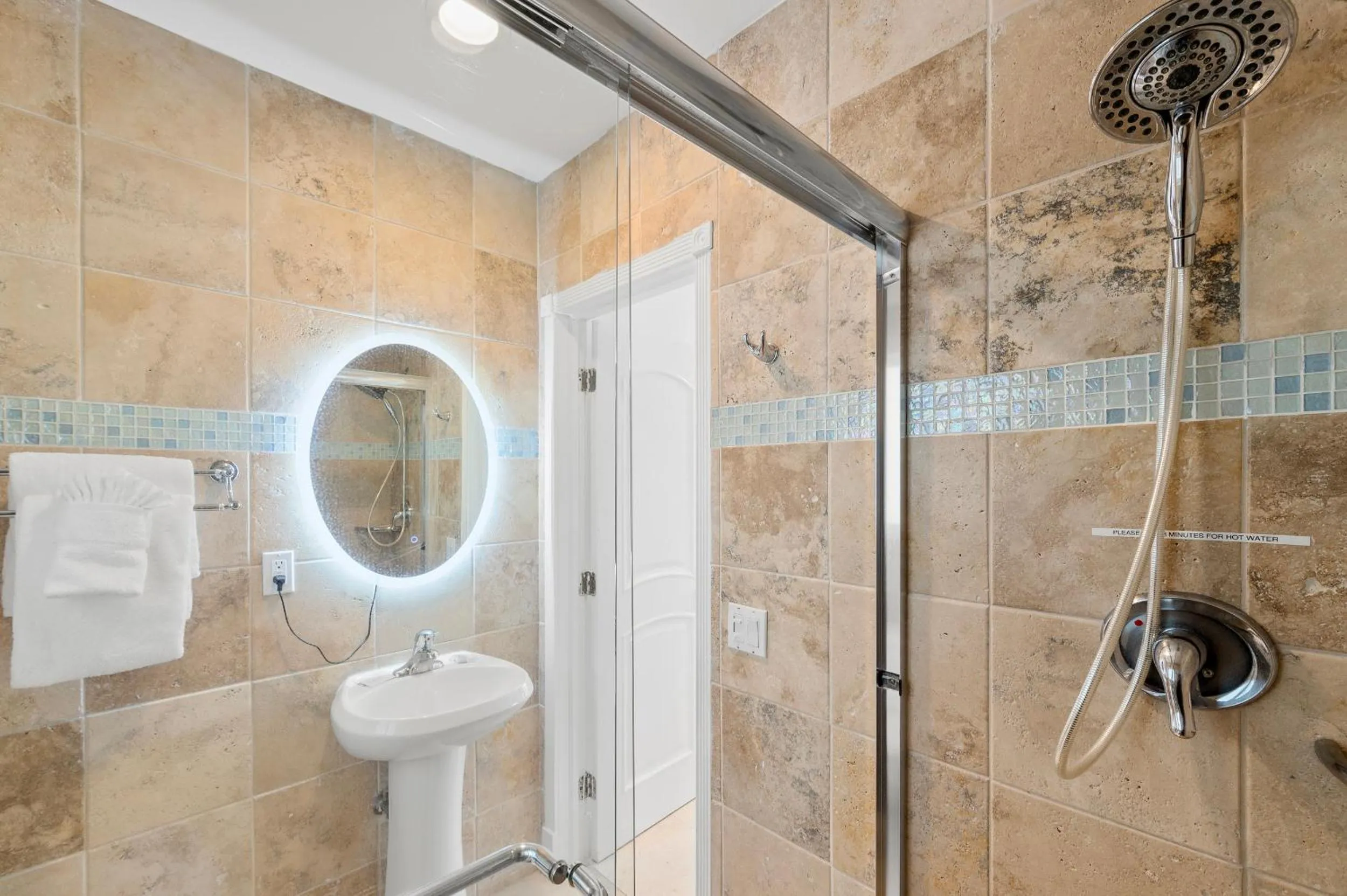 Bathroom in Isle of Venice Residence and Marina