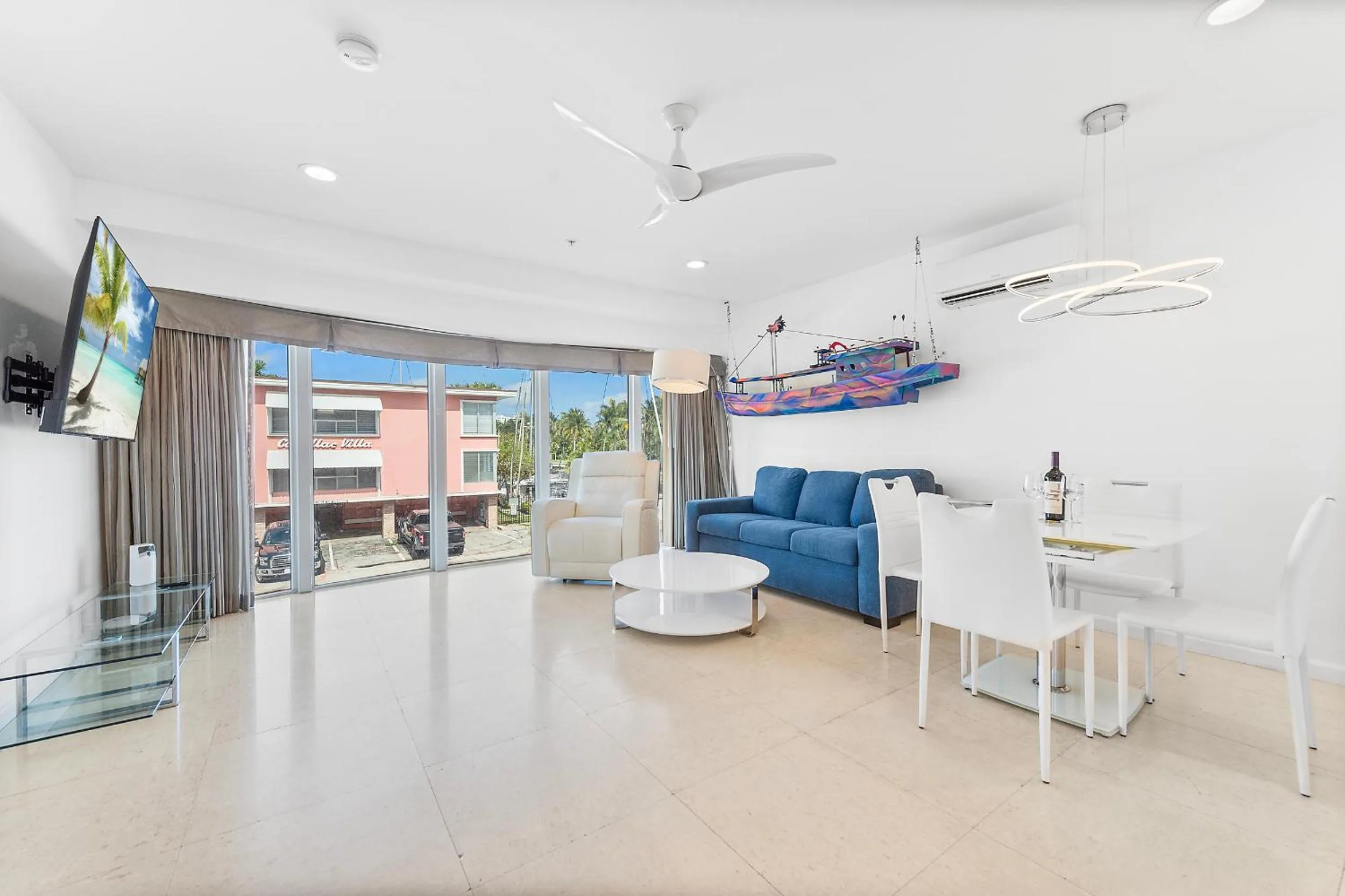 Living room in Isle of Venice Residence and Marina