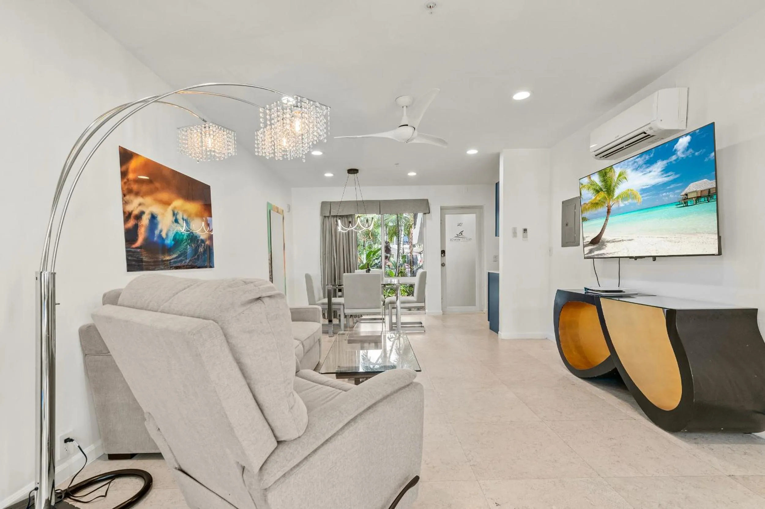 Living room in Isle of Venice Residence and Marina