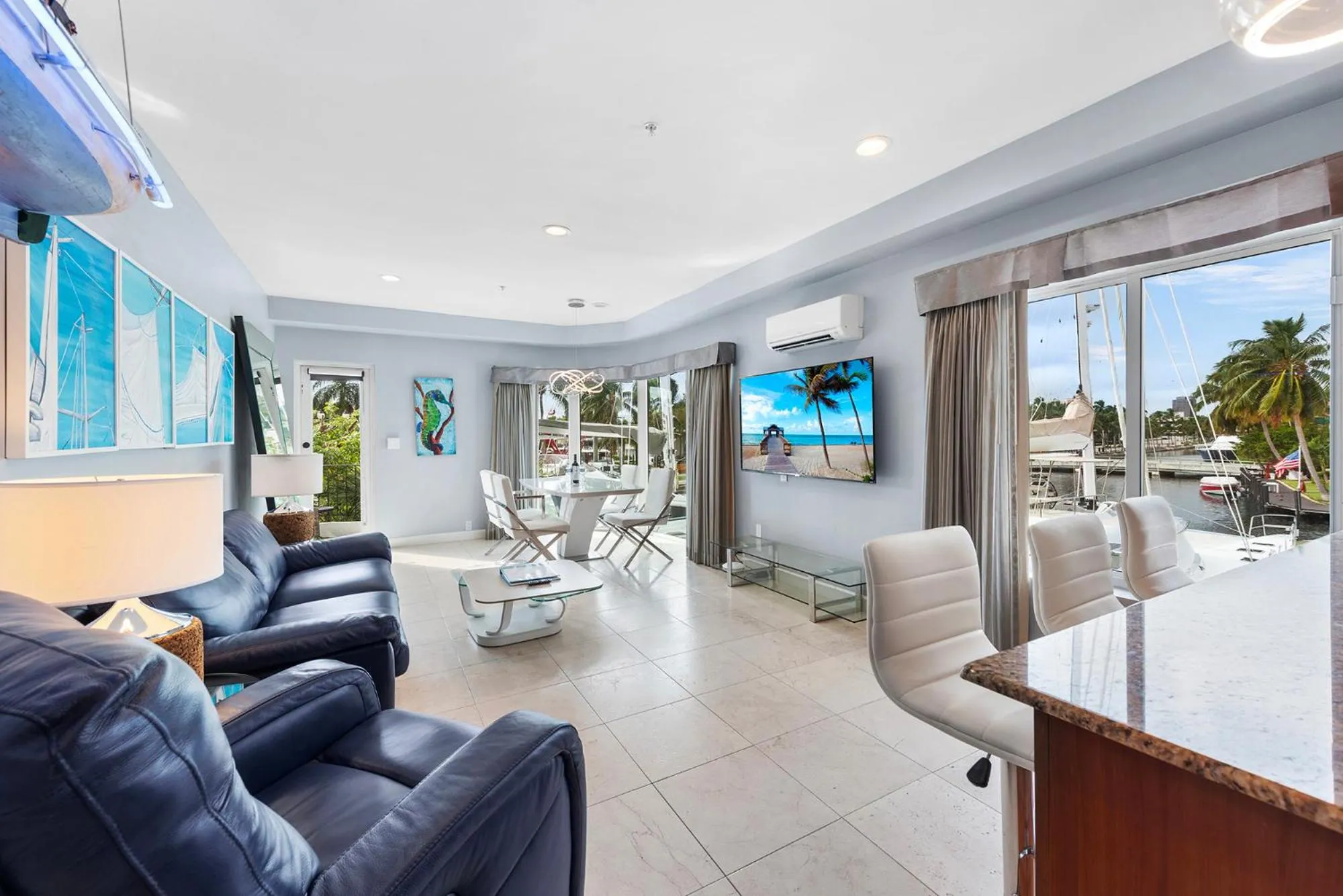 Living room in Isle of Venice Residence and Marina