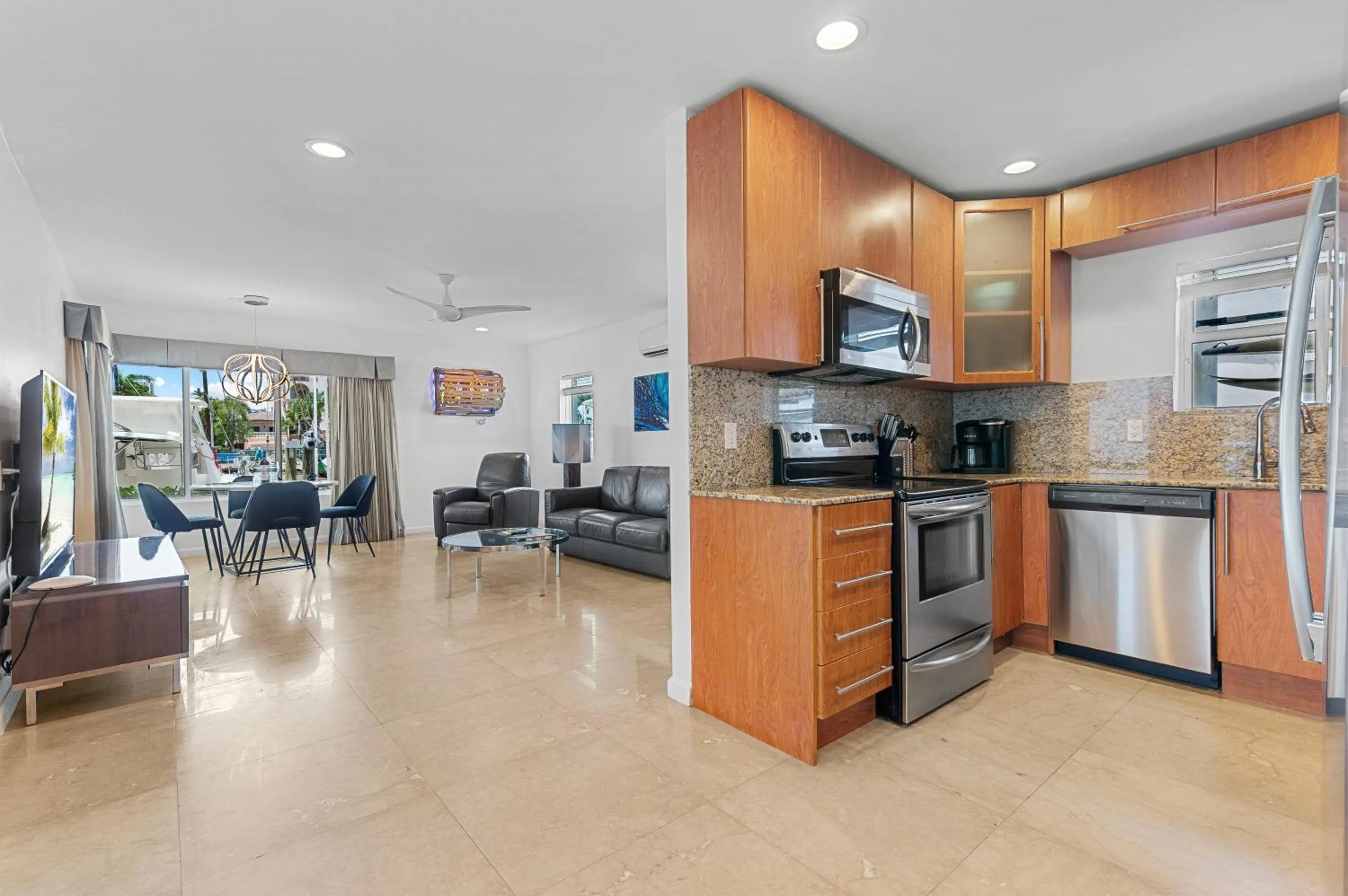 Living room in Isle of Venice Residence and Marina