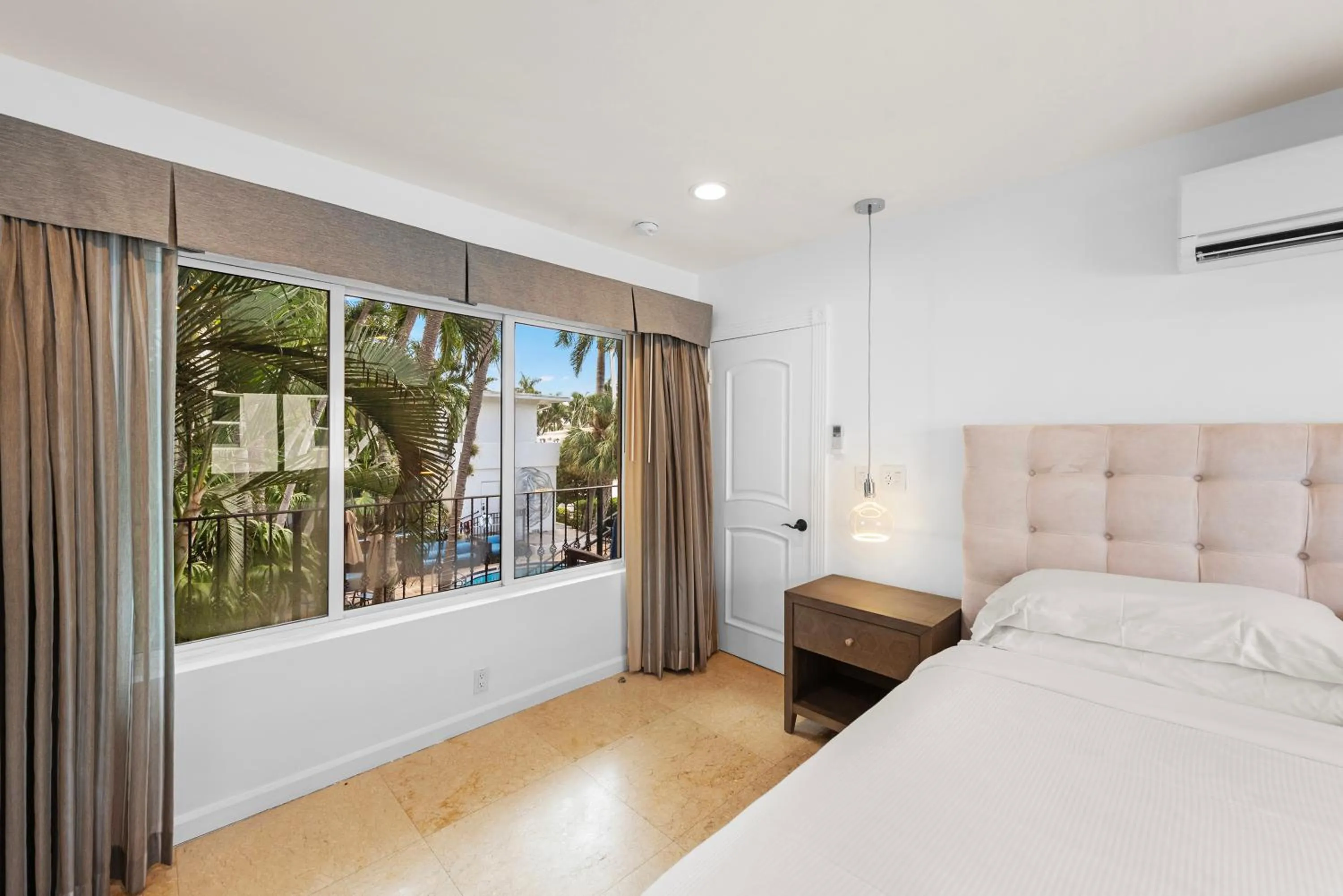 Bedroom, Bed in Isle of Venice Residence and Marina