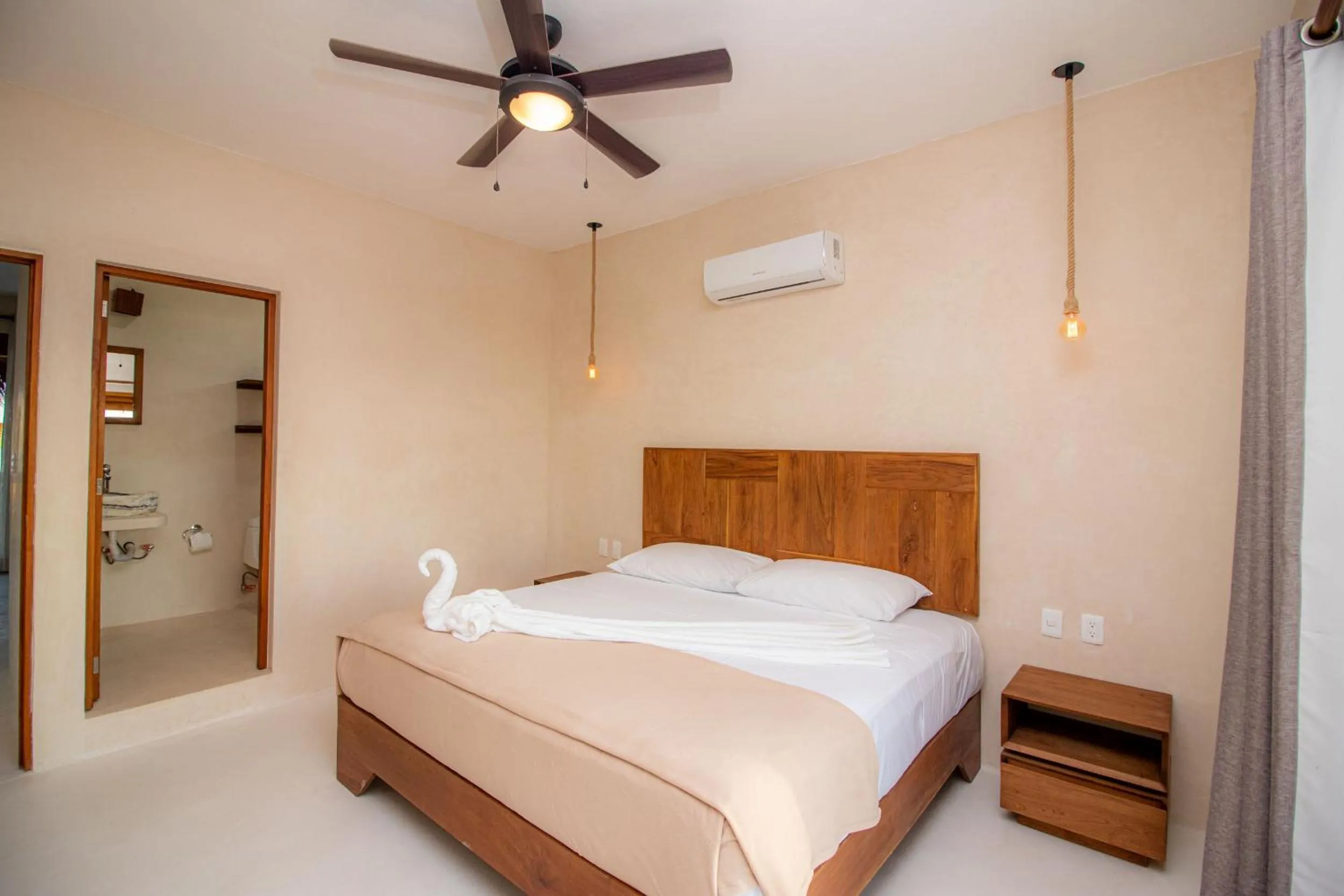 Bedroom in Hotel Luna Roja Holbox