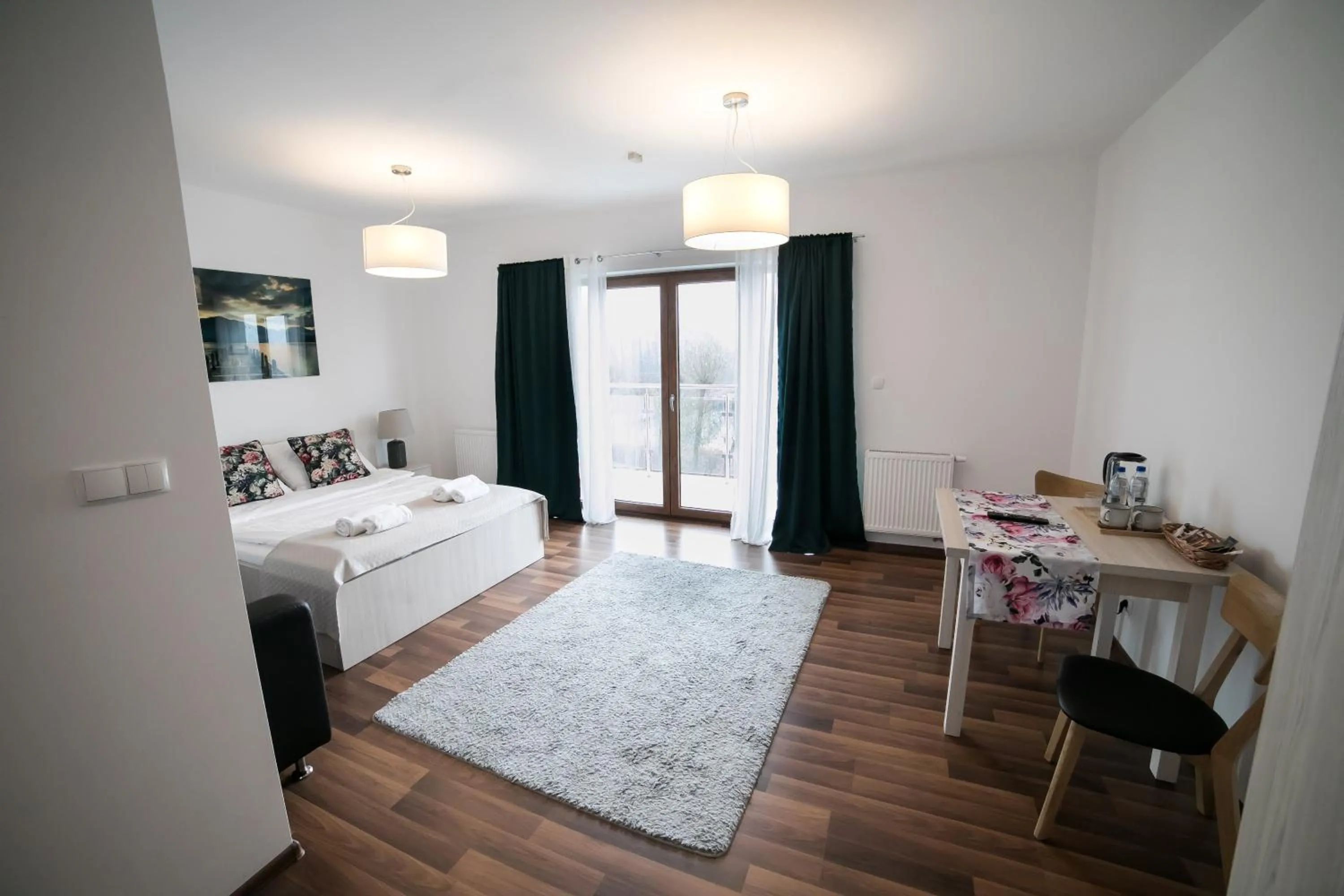 Photo of the whole room, Bed in Rezydencja Margonin