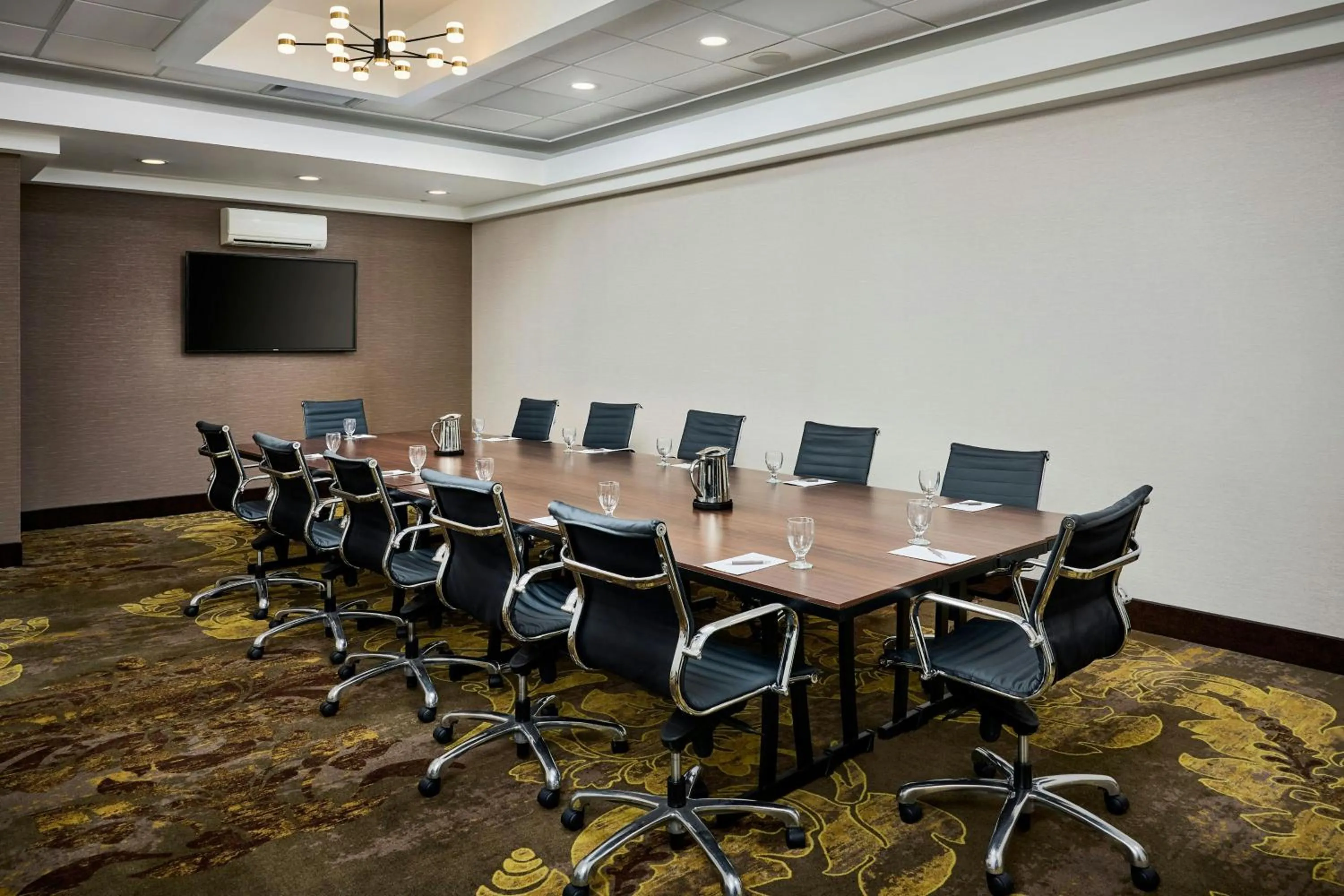 Meeting/conference room in Sheraton Hamilton Hotel