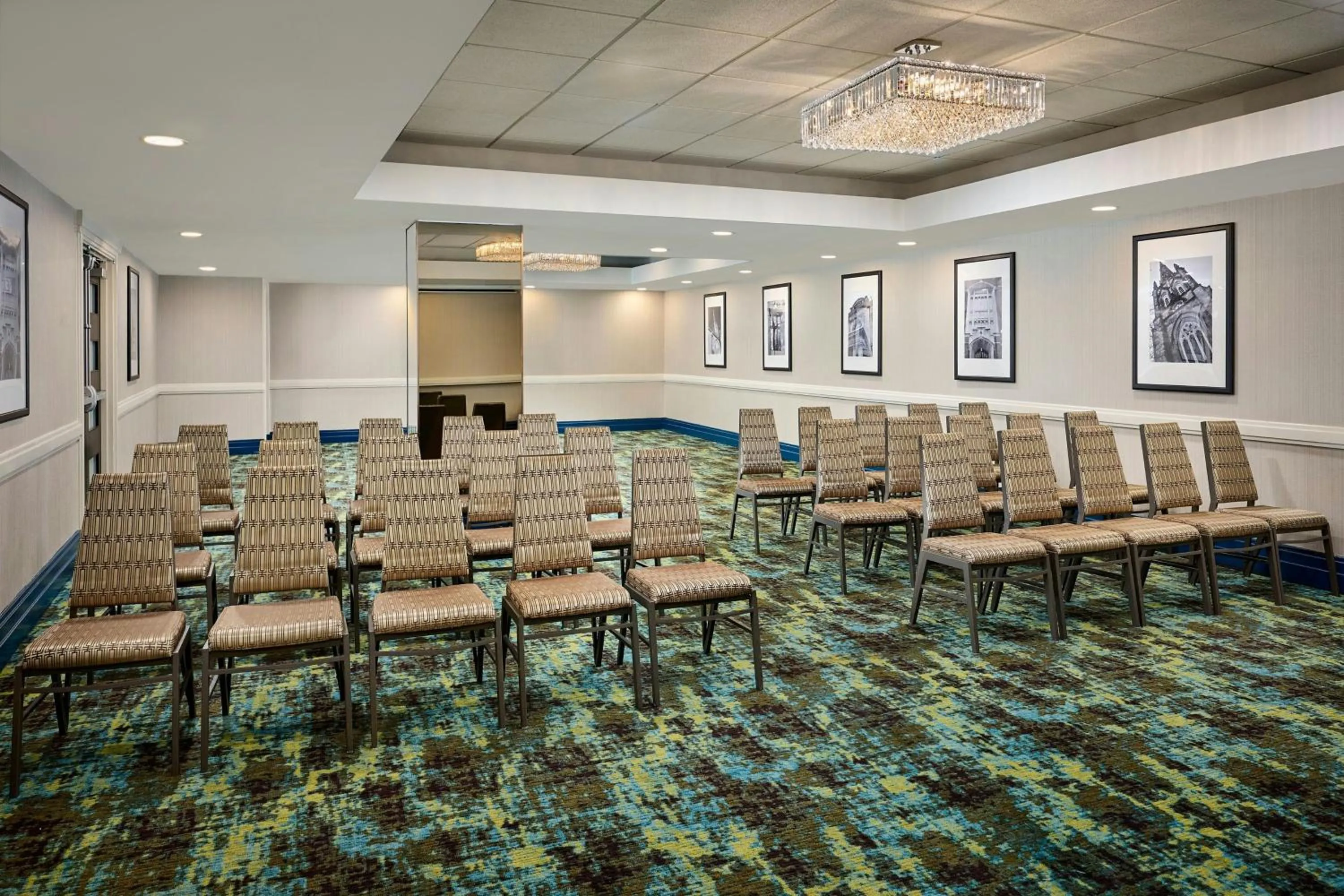 Meeting/conference room in Sheraton Hamilton Hotel