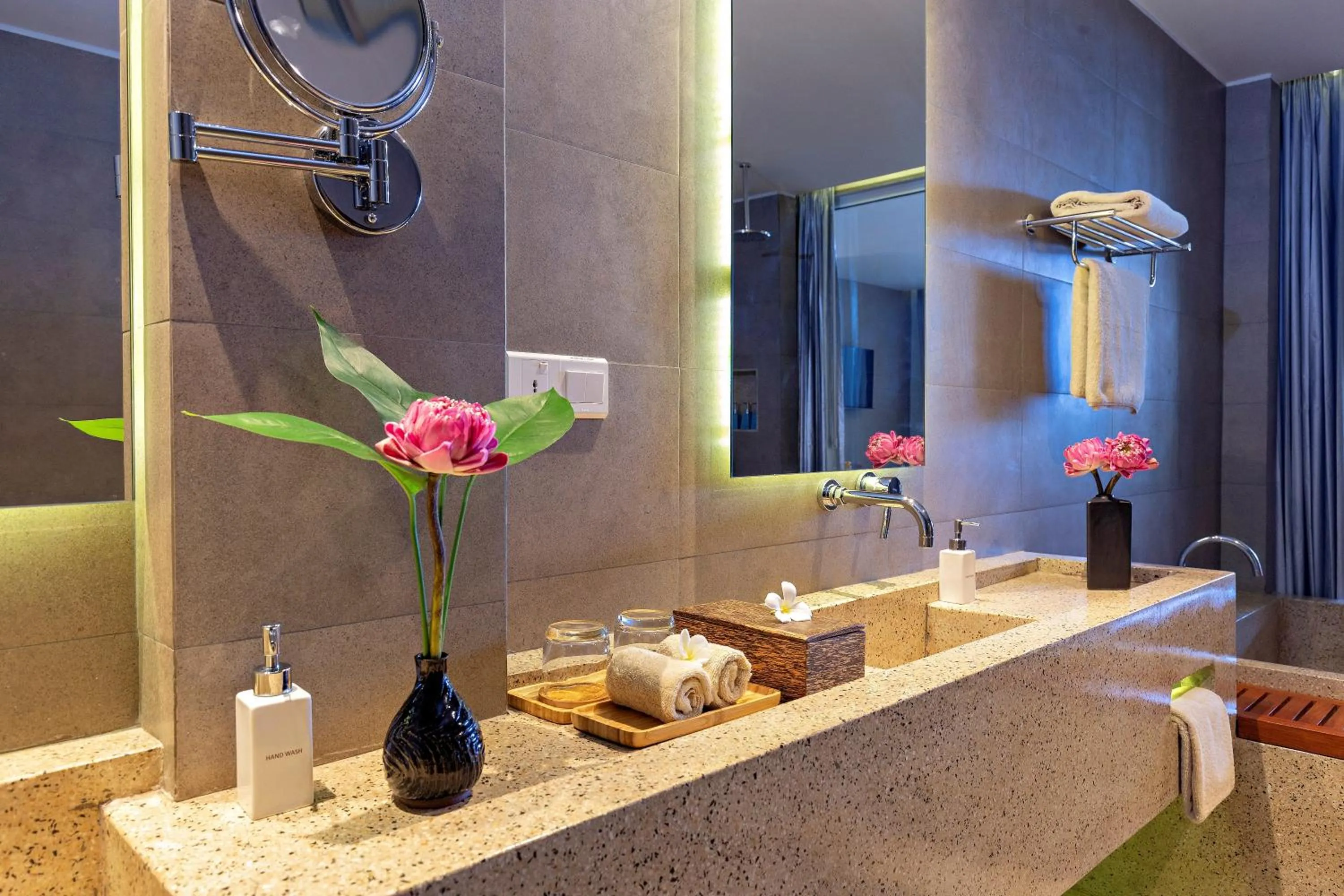 Bathroom in Indra Hotel