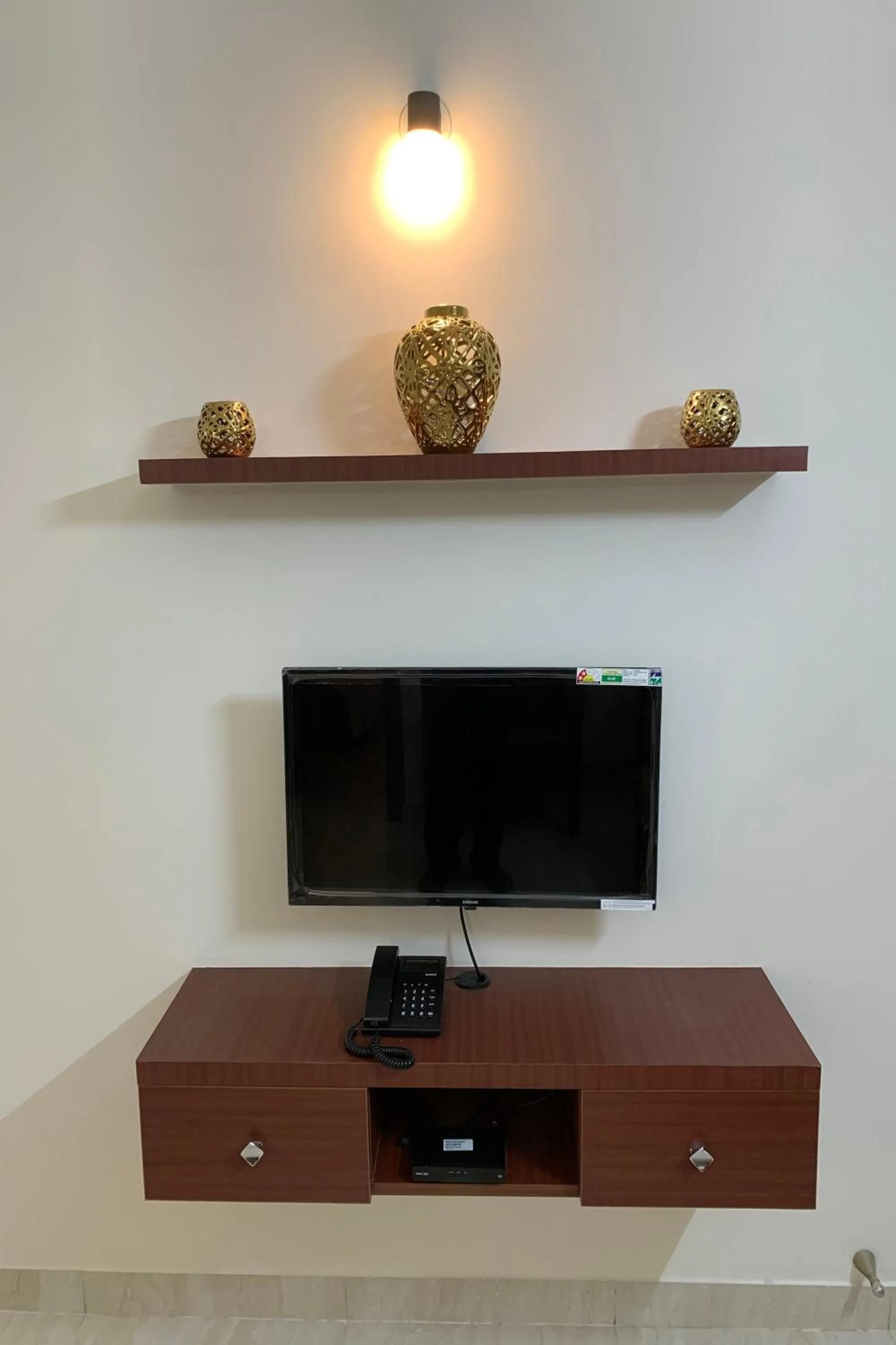 TV and multimedia in Vennela Hotel Apartments
