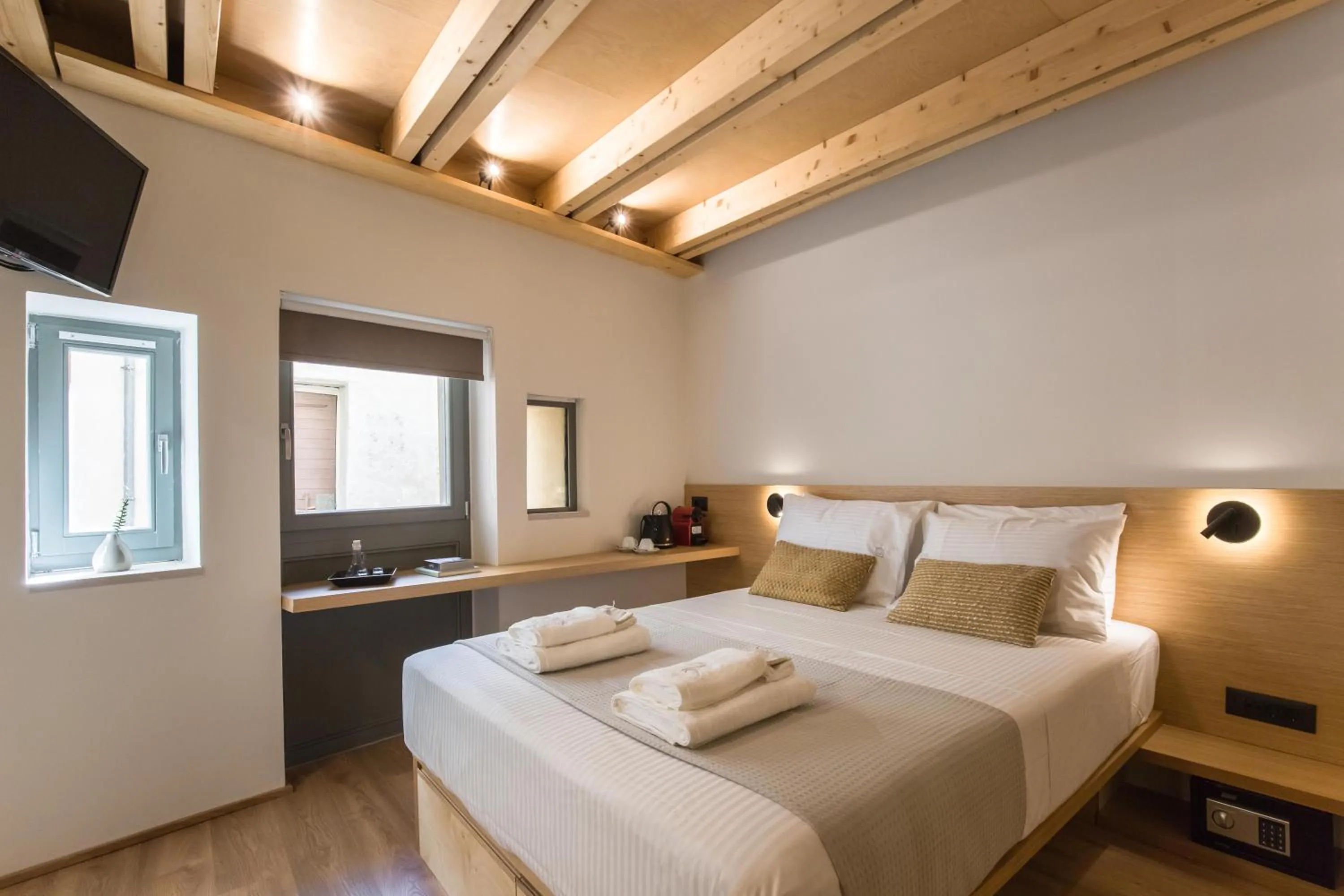 Bedroom, Bed in Thallos The Boutique
