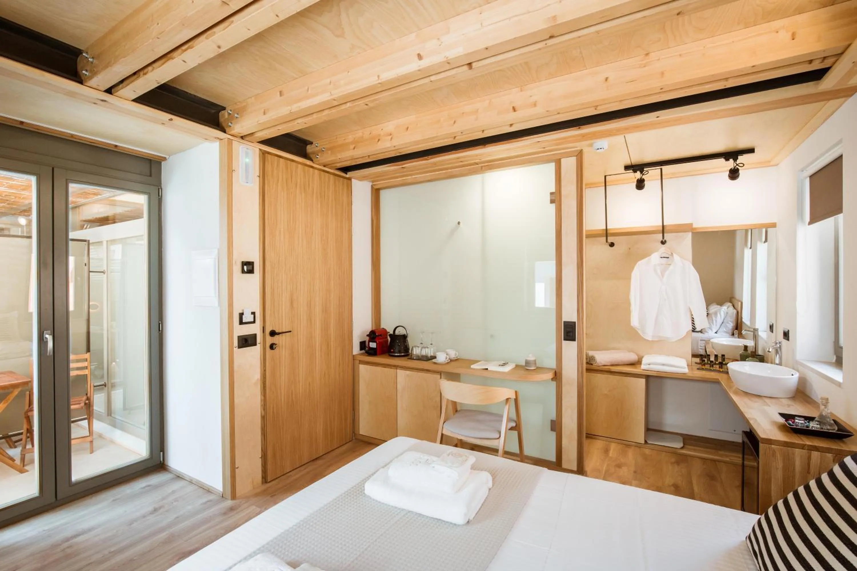 Photo of the whole room, Bed in Thallos The Boutique
