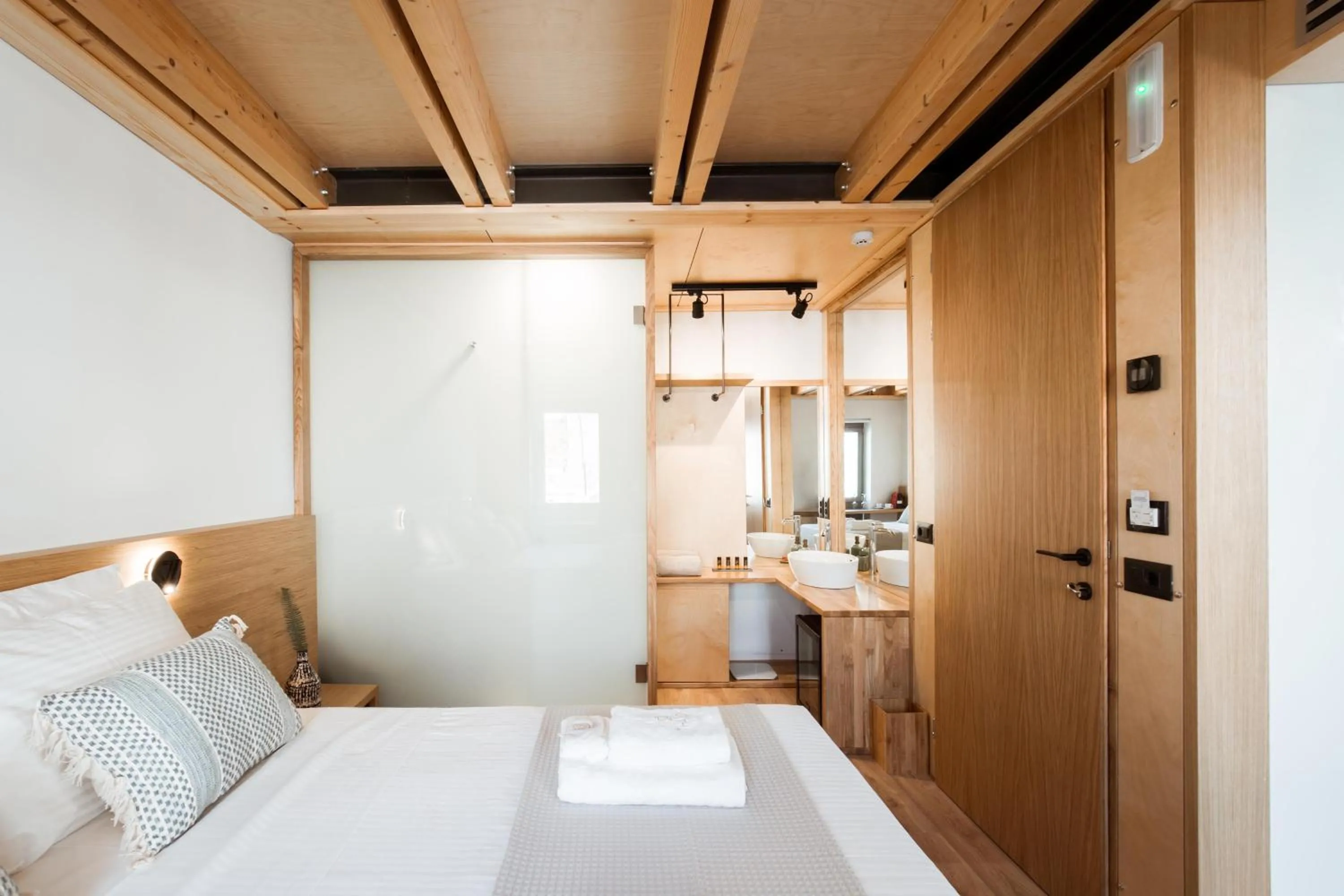 Bed in Thallos The Boutique