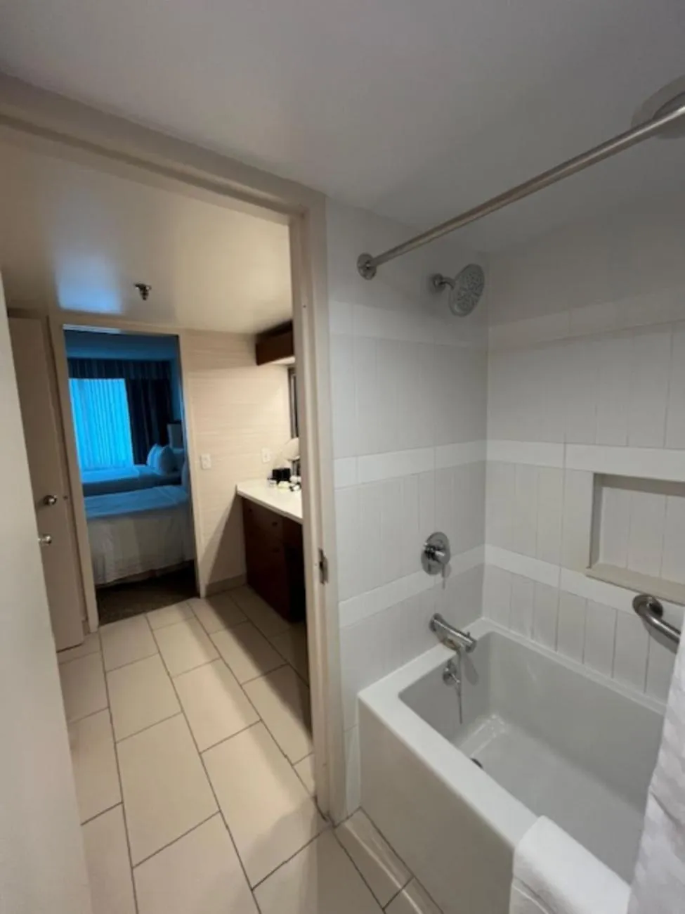 Shower in Cambridge Suites Toronto