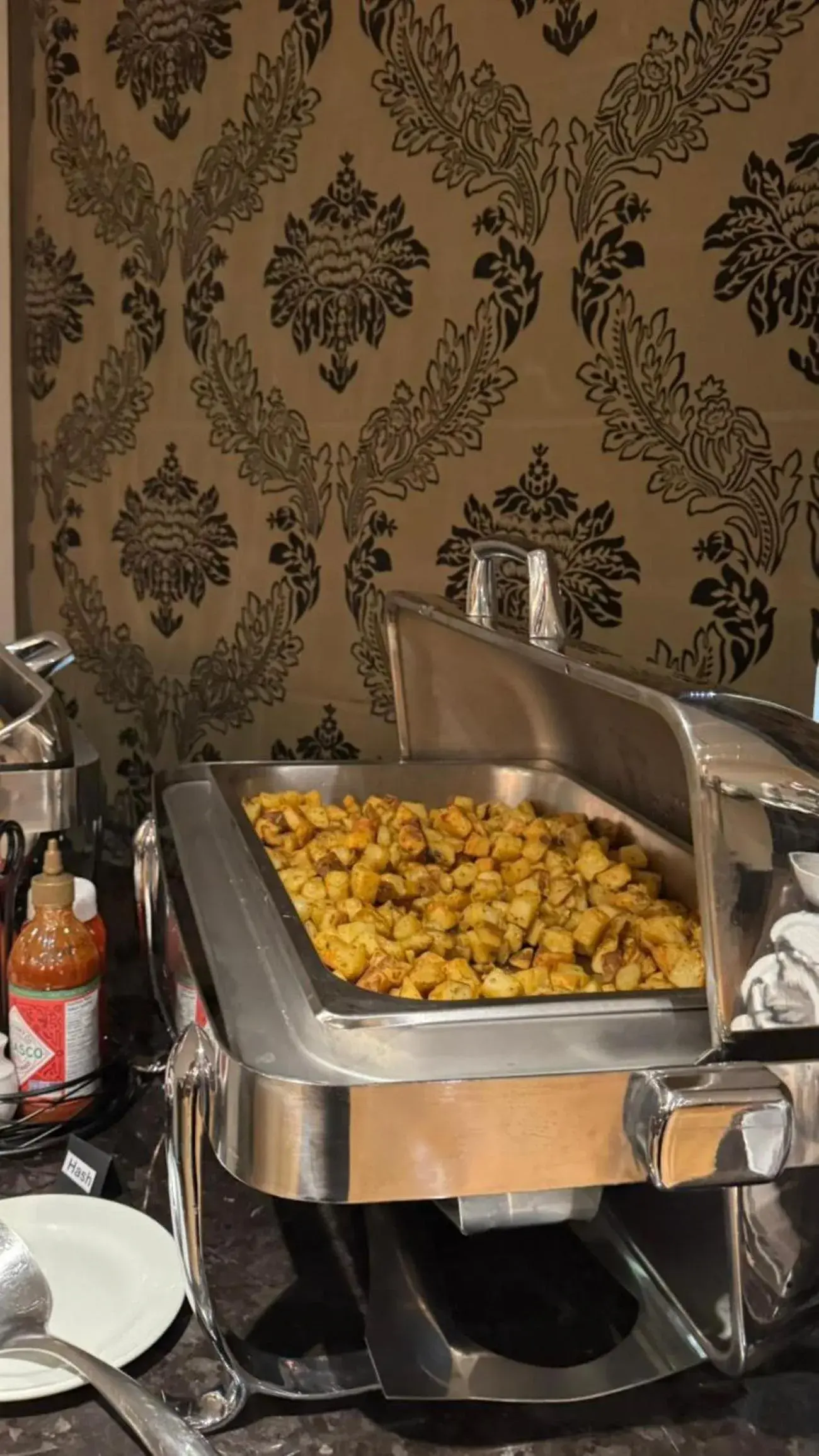 Breakfast in Cambridge Suites Toronto Breakfast in Cambridge Suites Toronto