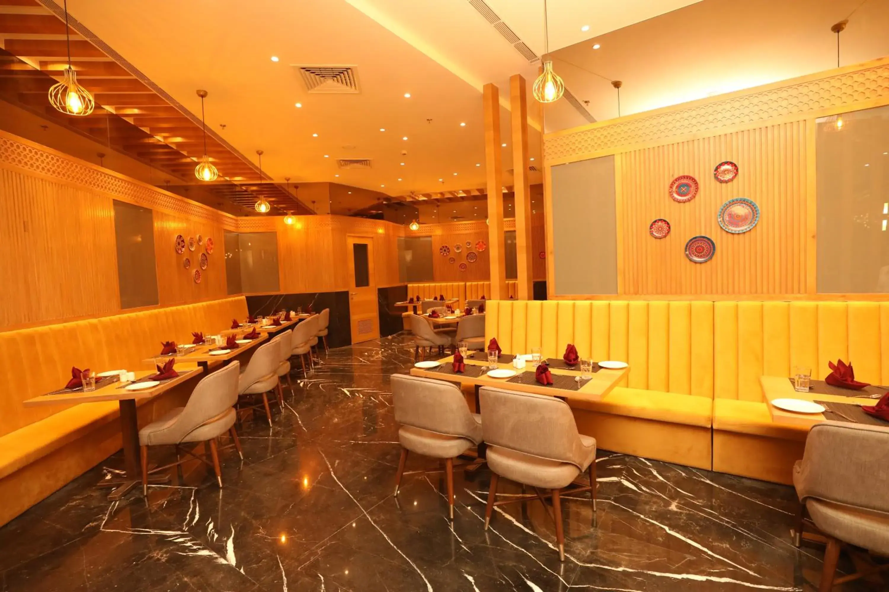 Restaurant/places to eat in Regenta Central Udaipur, Court Circle Restaurant/places to eat in Regenta Central Udaipur, Court Circle