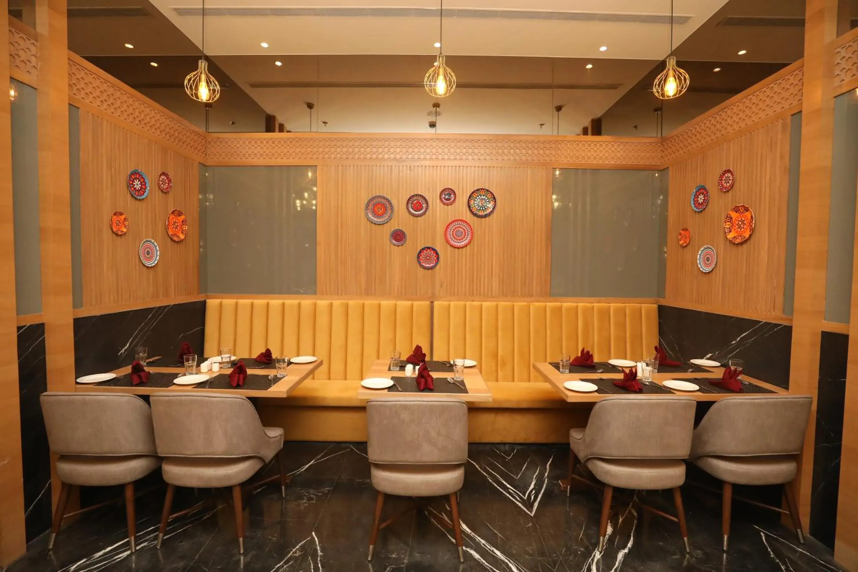 Restaurant/places to eat in Regenta Central Udaipur, Court Circle Restaurant/places to eat in Regenta Central Udaipur, Court Circle