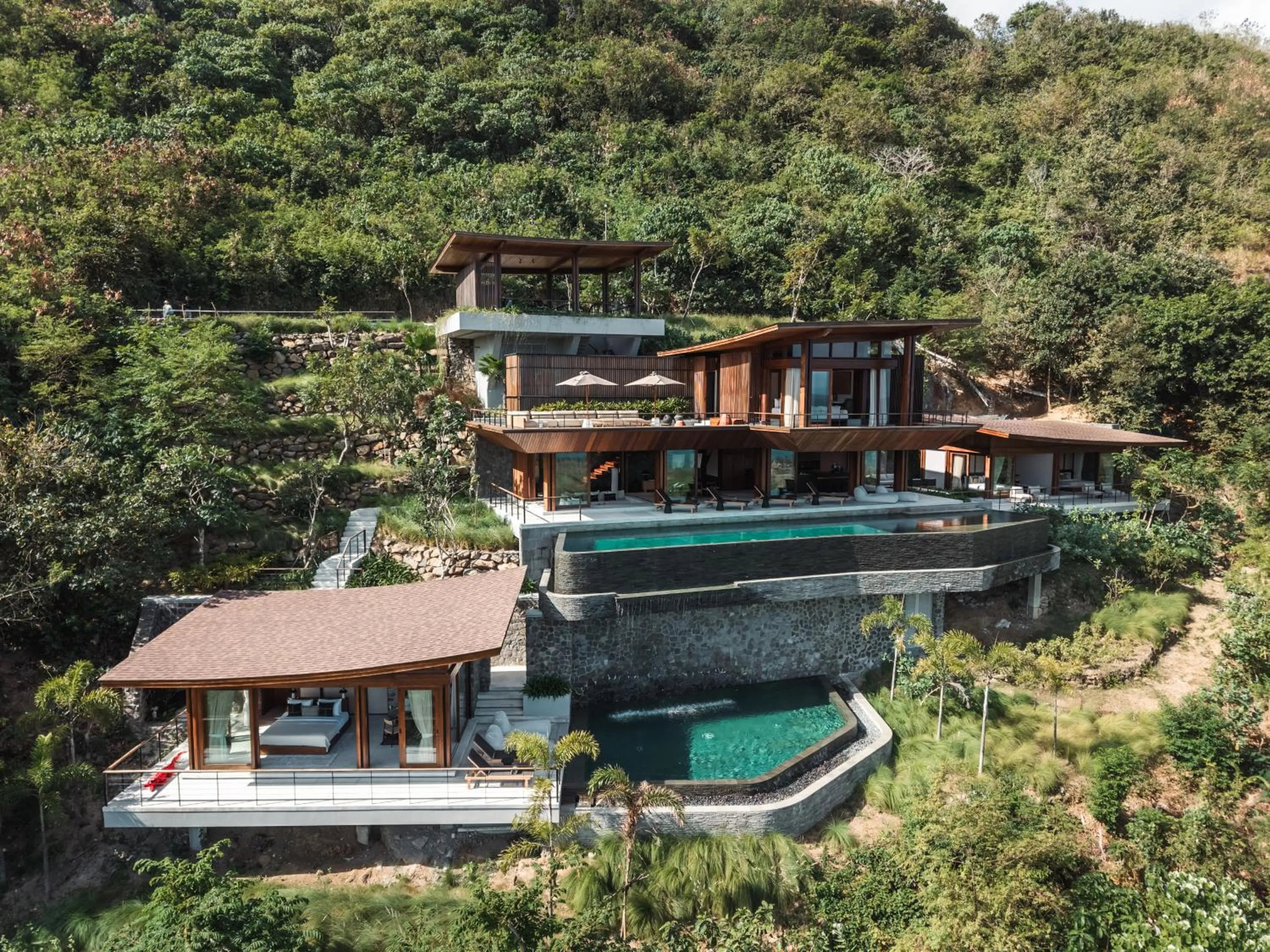 Property building in Tampah Hills