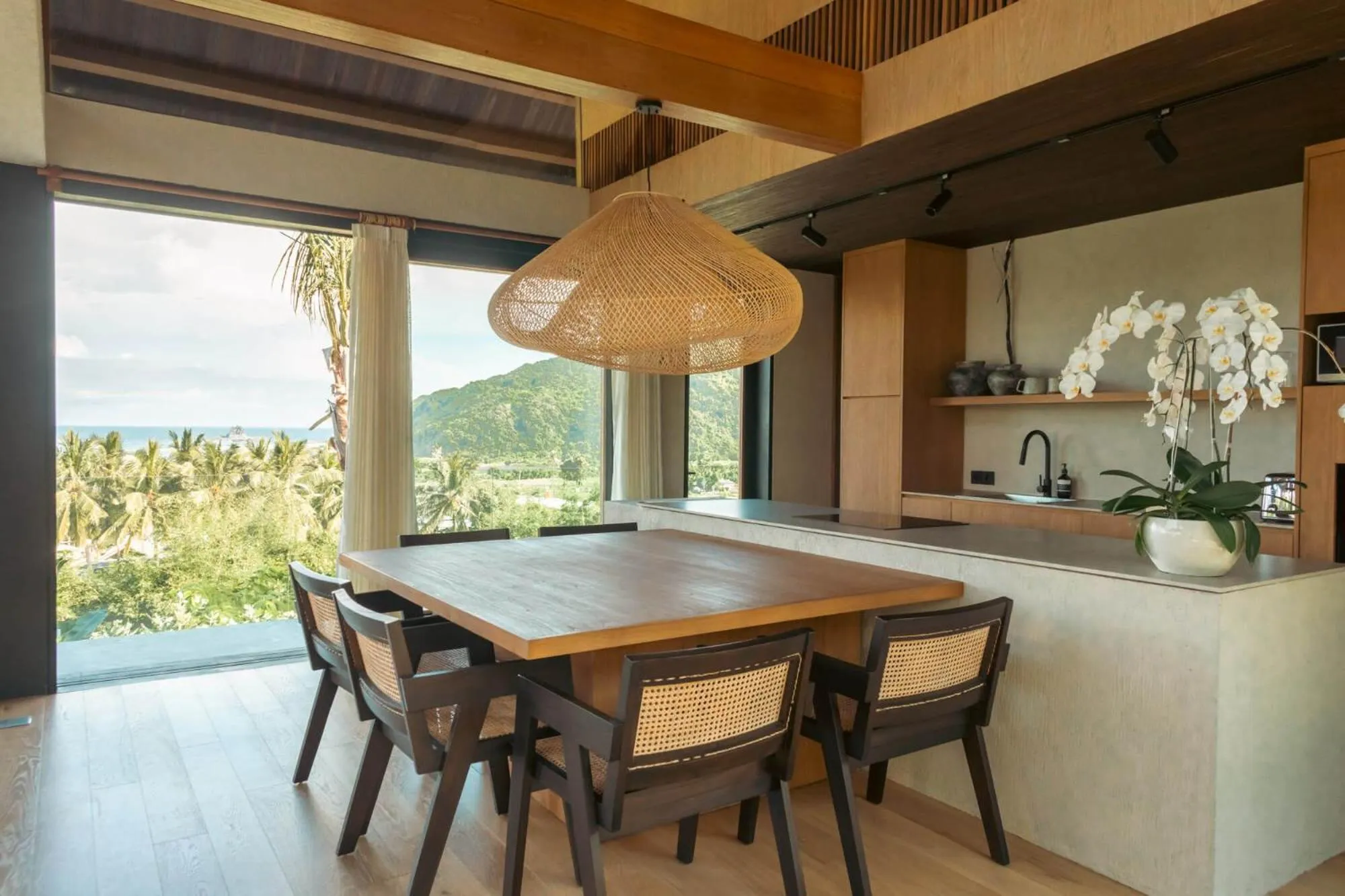 Dining area in Tampah Hills
