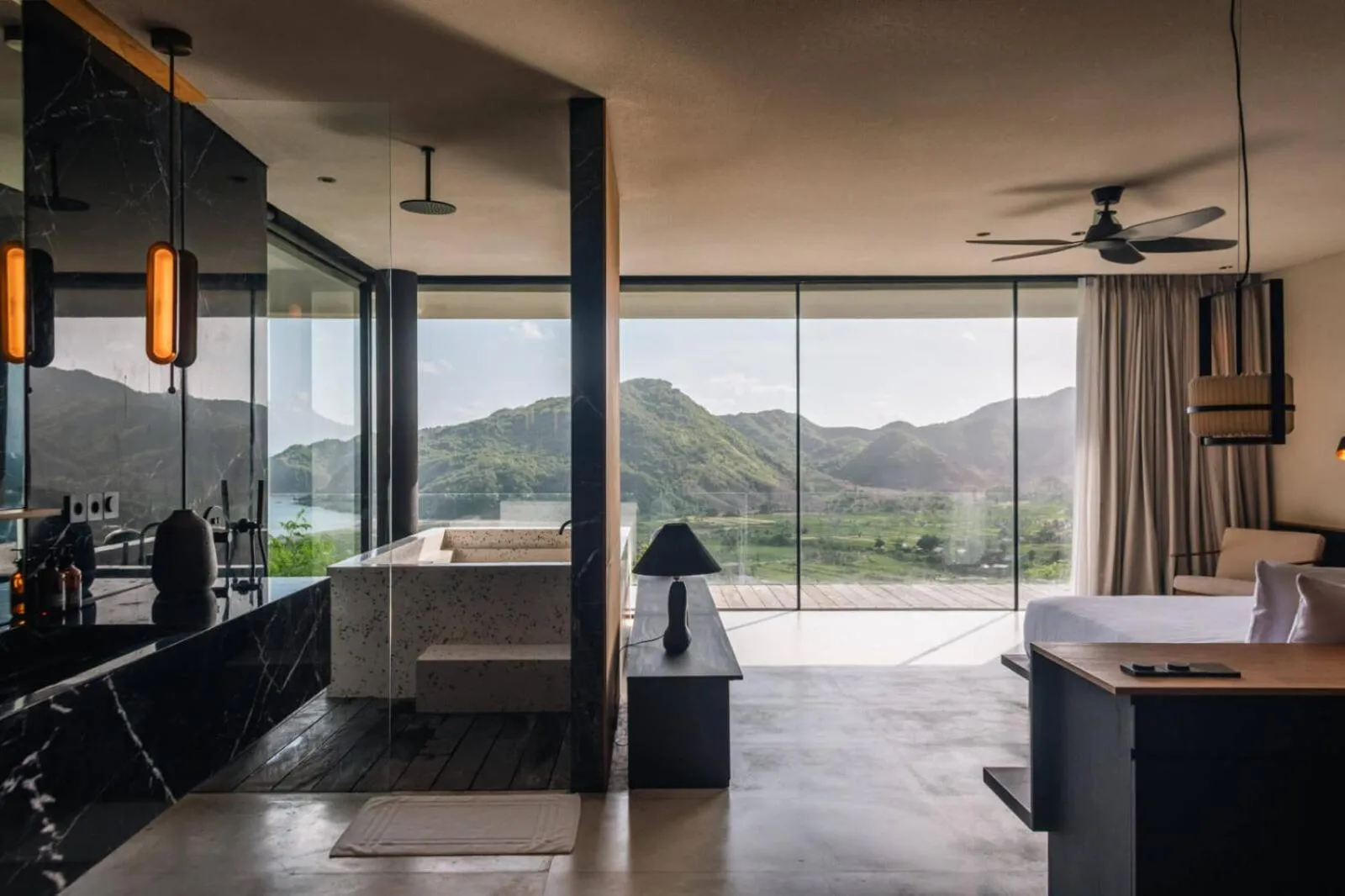 Bedroom in Tampah Hills