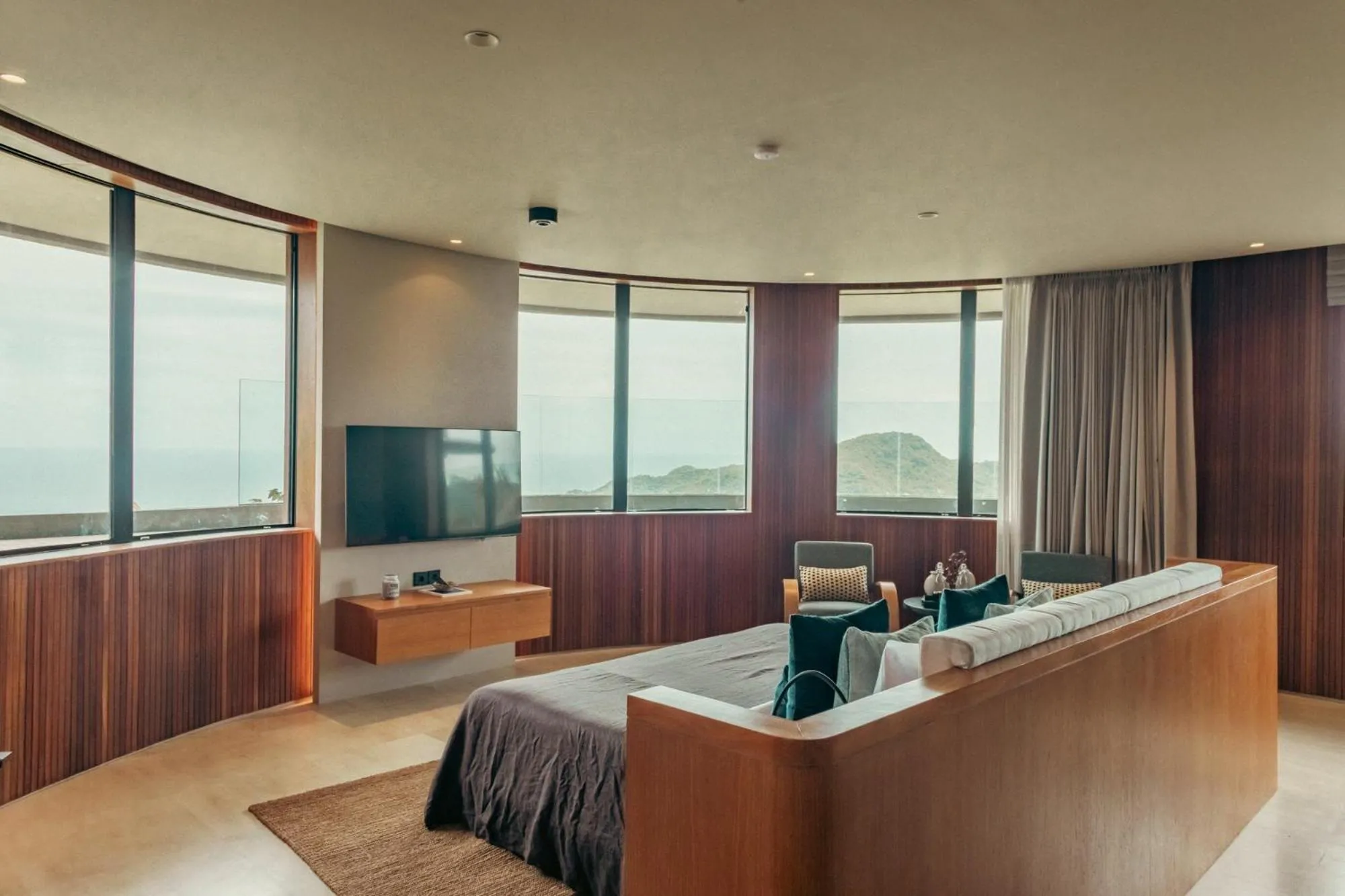 Bedroom in Tampah Hills