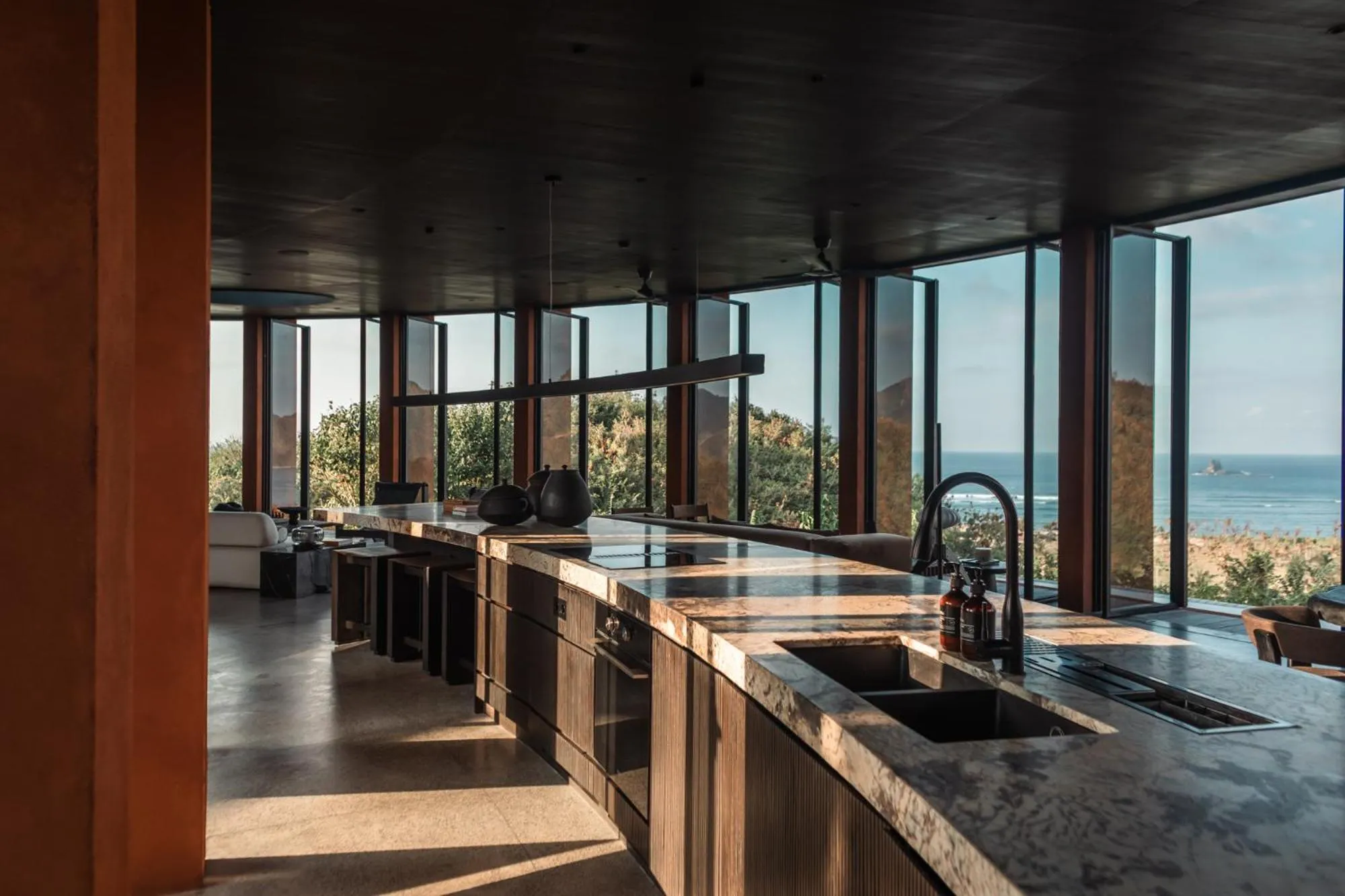 Kitchen or kitchenette in Tampah Hills