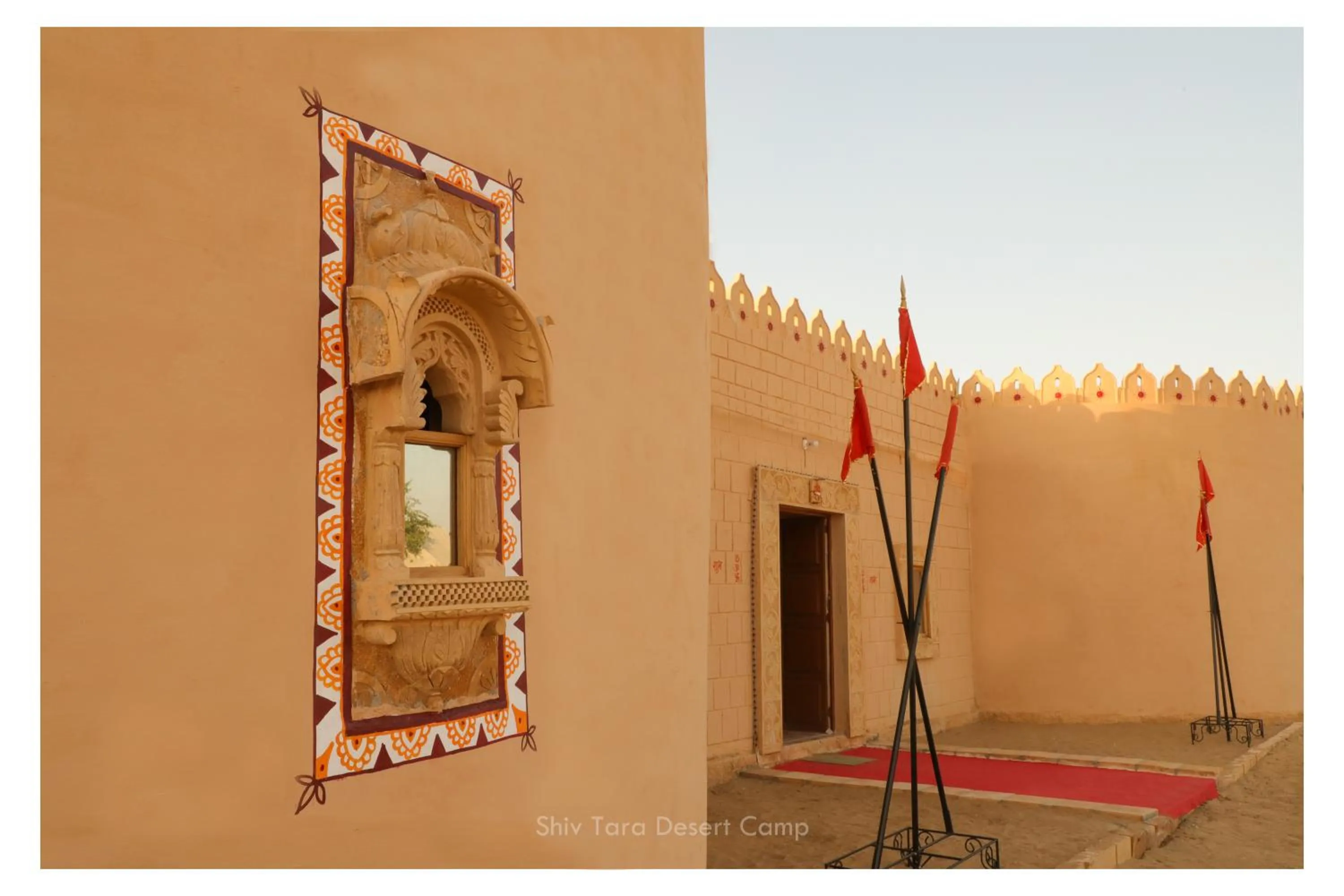 Facade/entrance in Shiv Tara Desert Camp