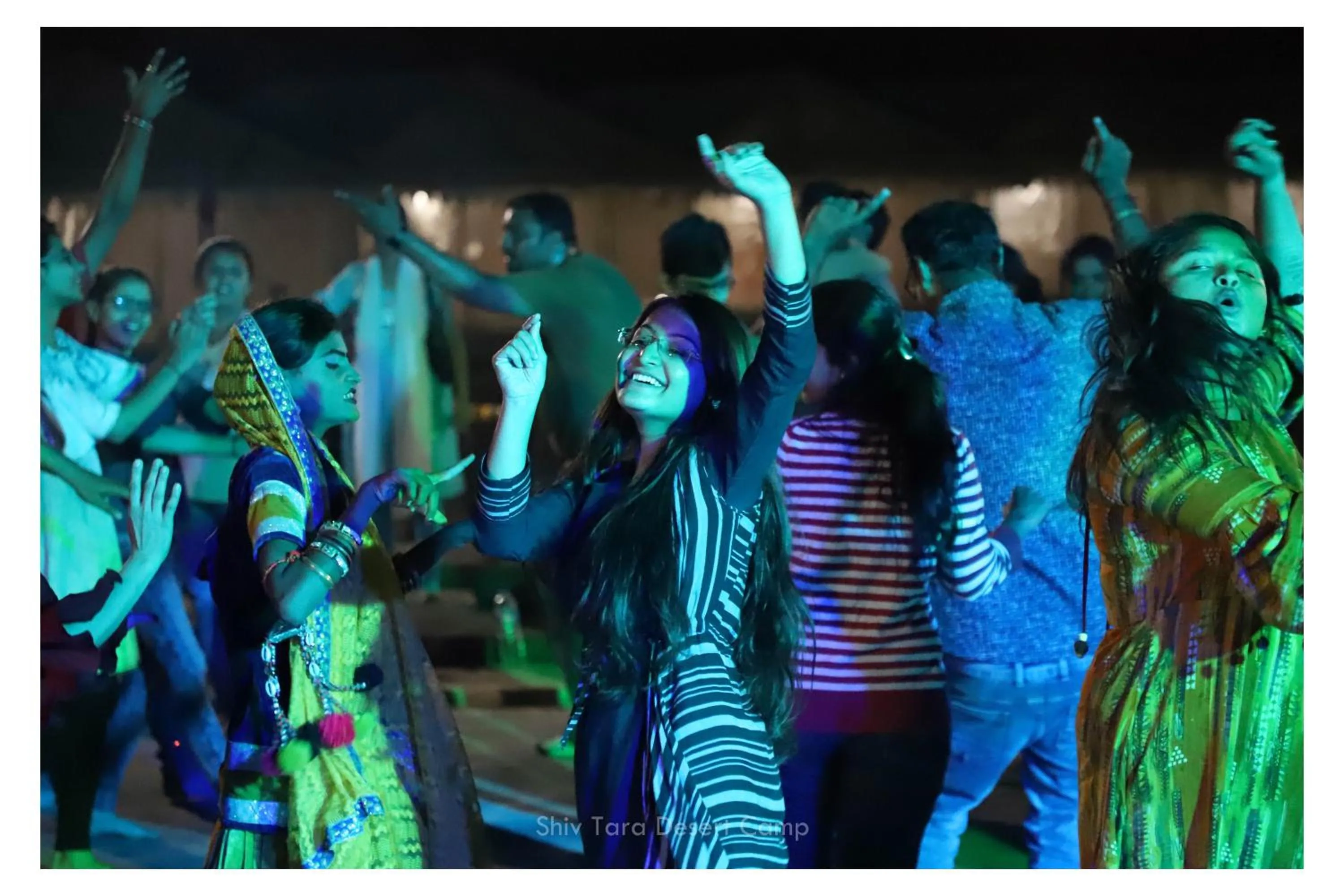 People in Shiv Tara Desert Camp