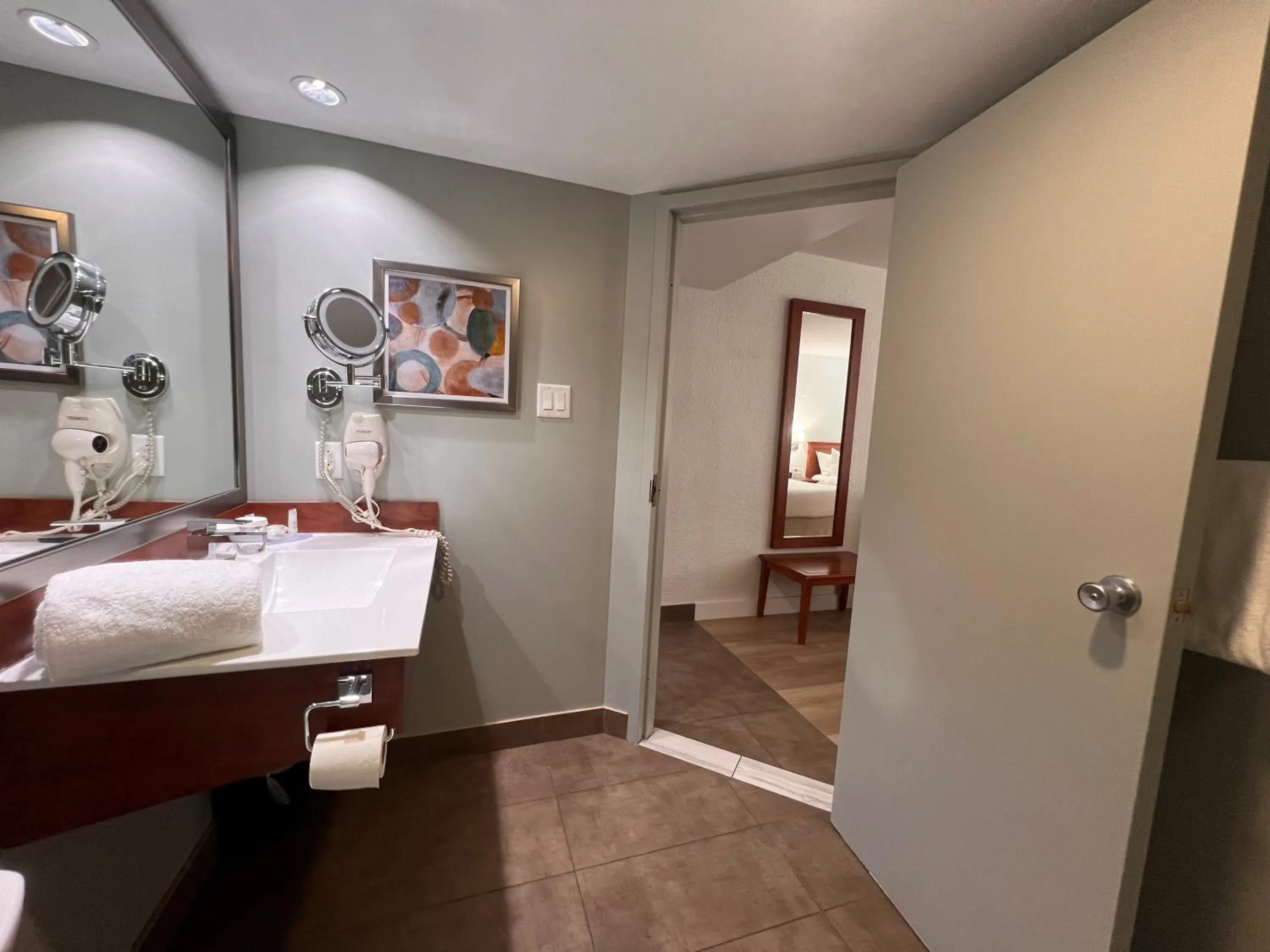 Bathroom in Hotel Universel Montréal