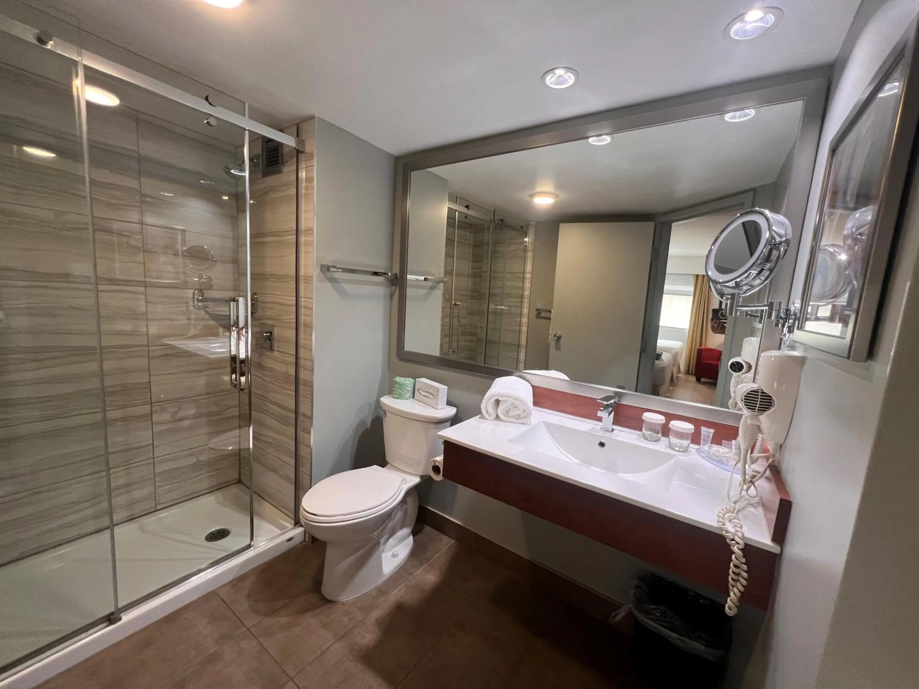 Bathroom in Hotel Universel Montréal