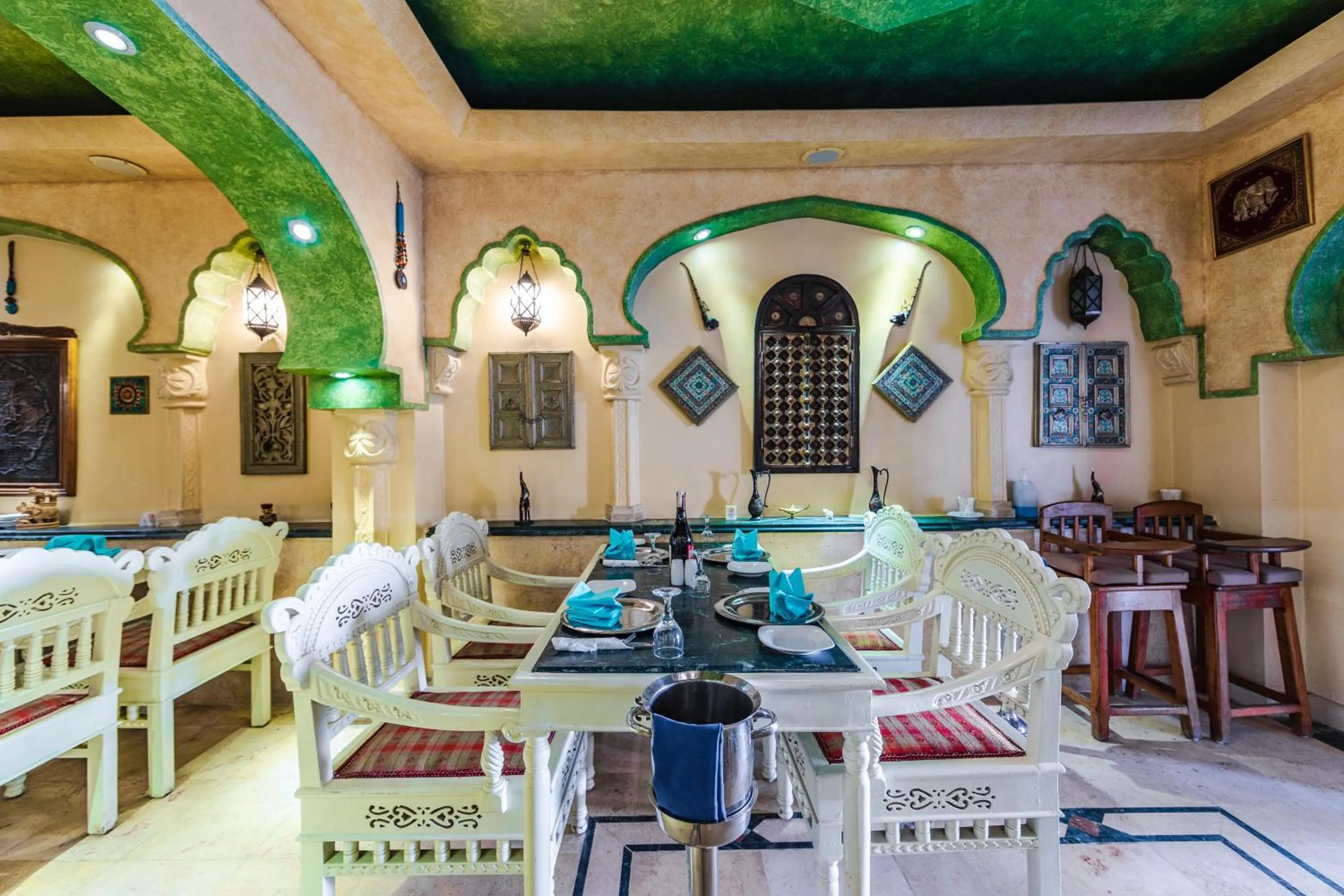 Restaurant/Places to Eat in The Grand Hotel, Hurghada