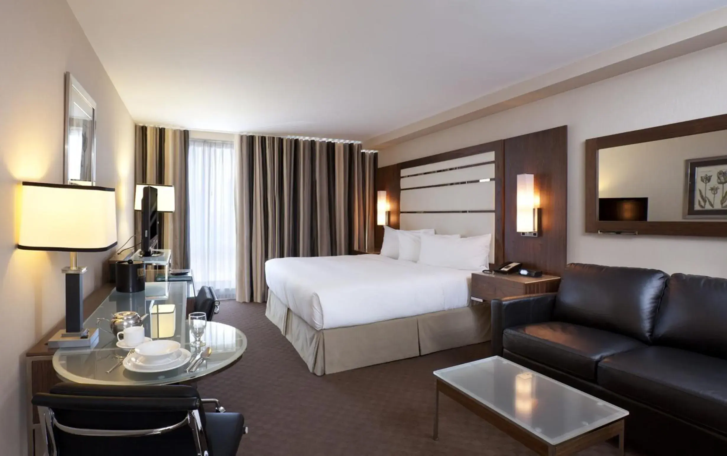 Deluxe King Studio in Hôtel Le Cantlie Suites Deluxe King Studio in Hôtel Le Cantlie Suites