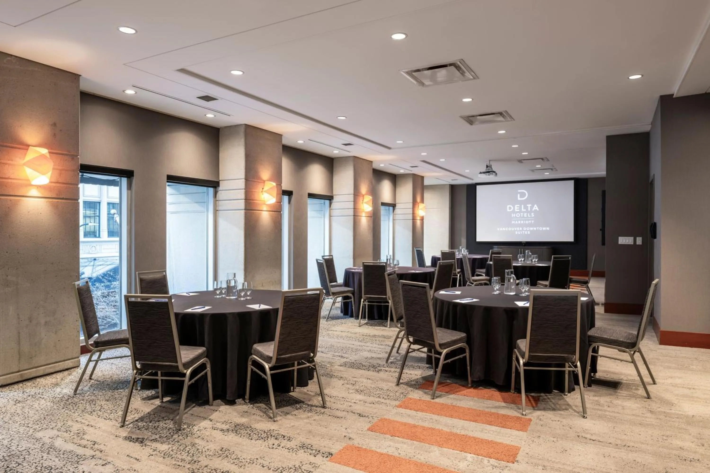 Meeting/conference room in Delta Hotels by Marriott Vancouver Downtown Suites