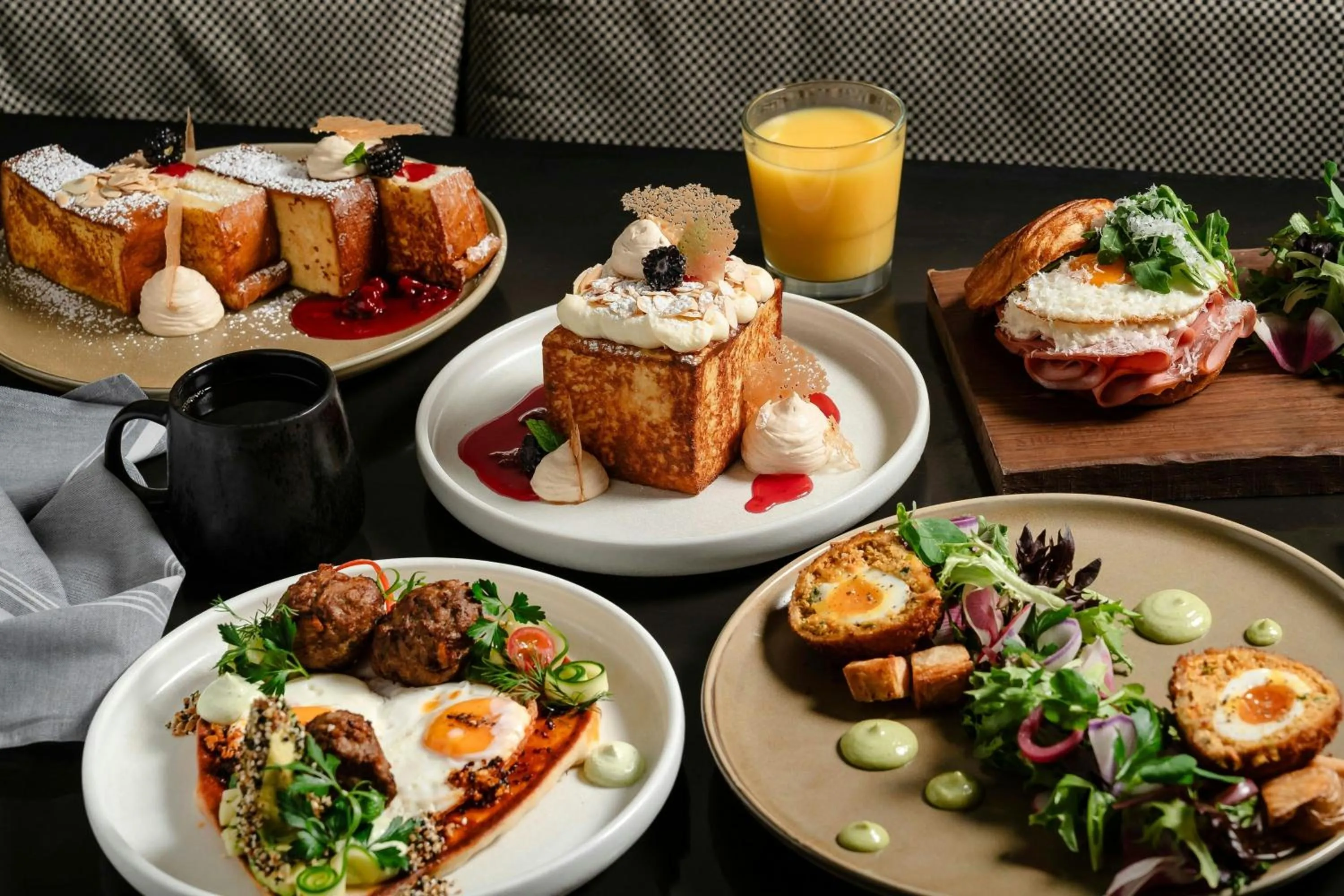 Breakfast in Delta Hotels by Marriott Vancouver Downtown Suites