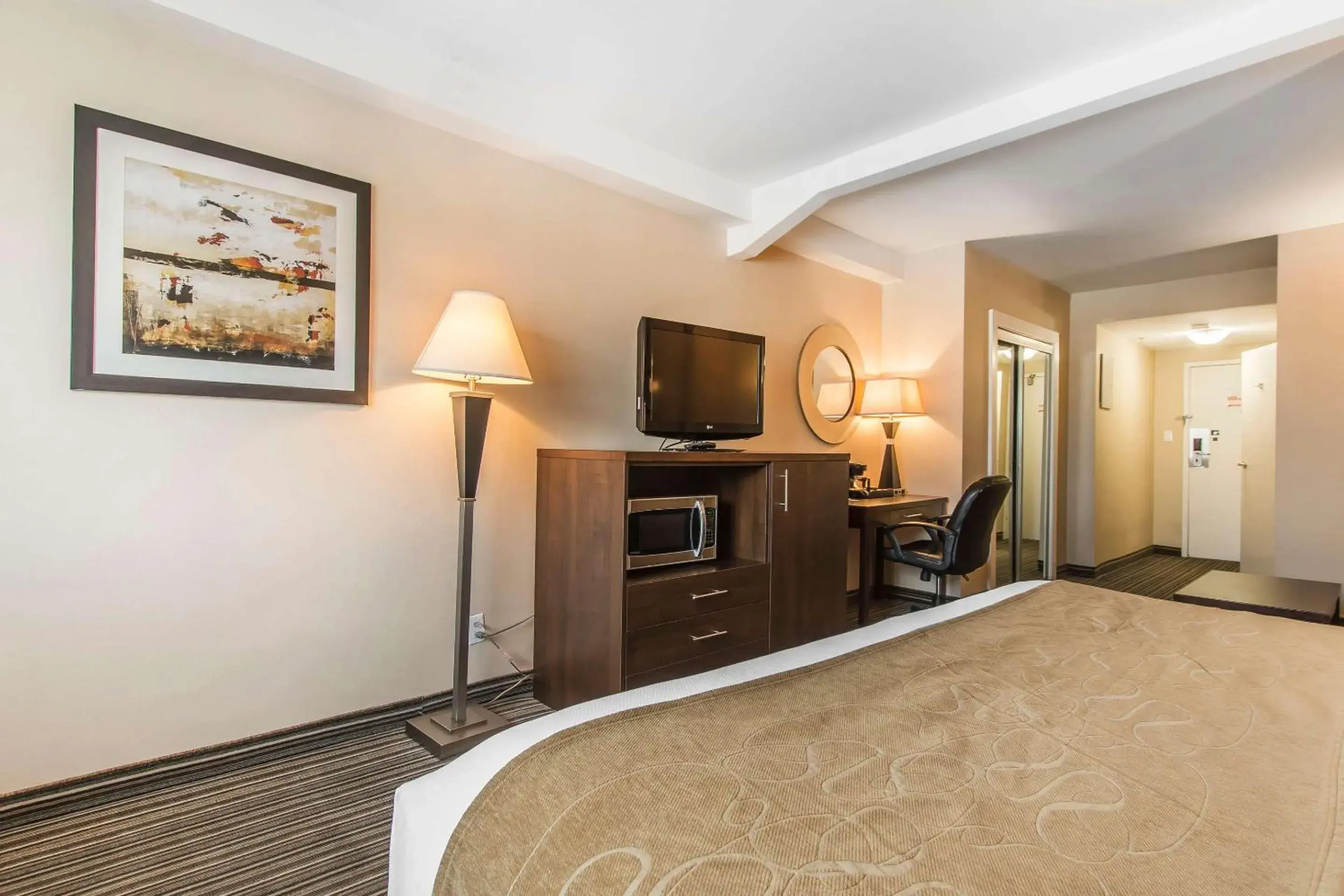 Bedroom, Bed in Comfort Suites Downtown Bedroom, Bed in Comfort Suites Downtown