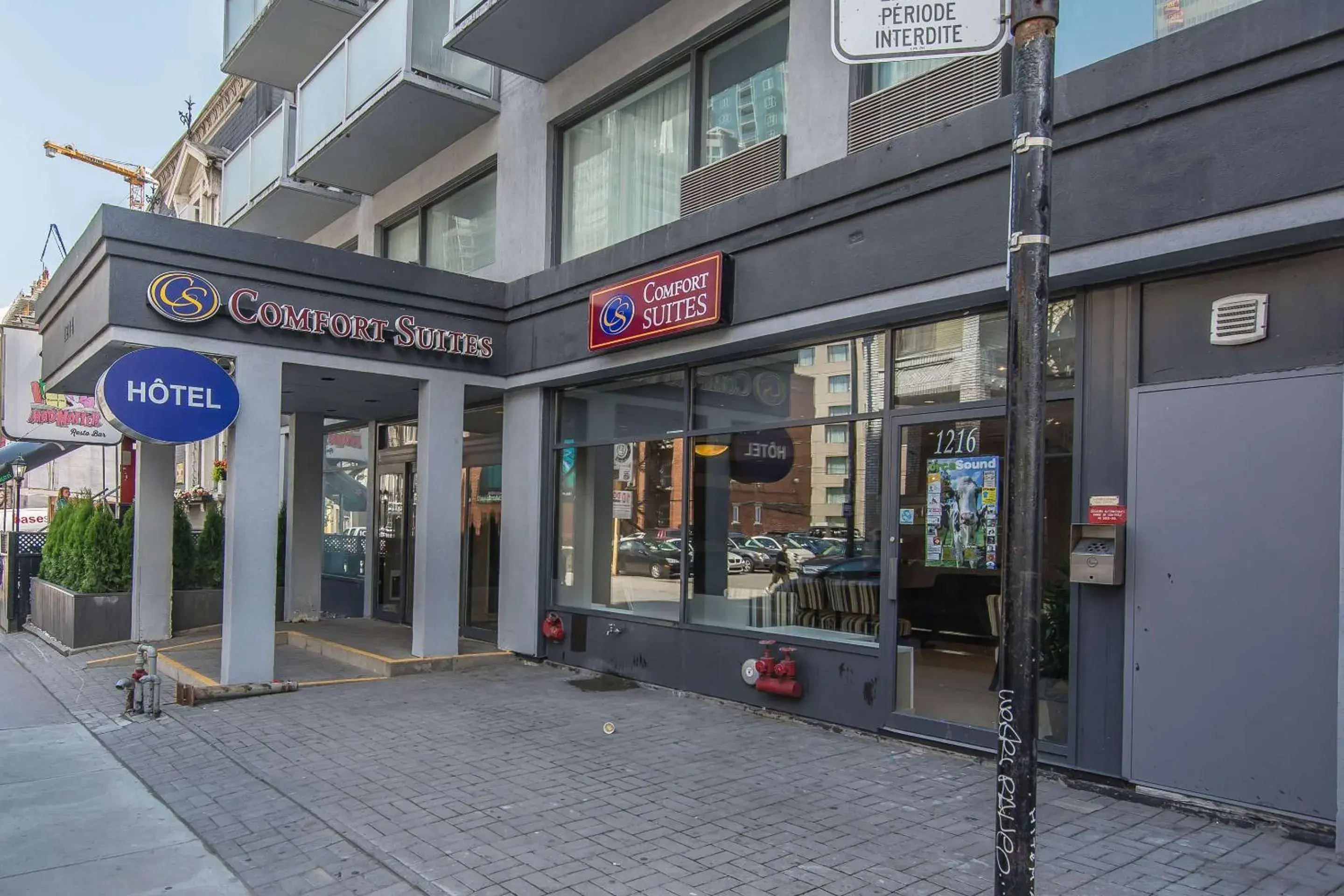 Property building in Comfort Suites Downtown Property building in Comfort Suites Downtown