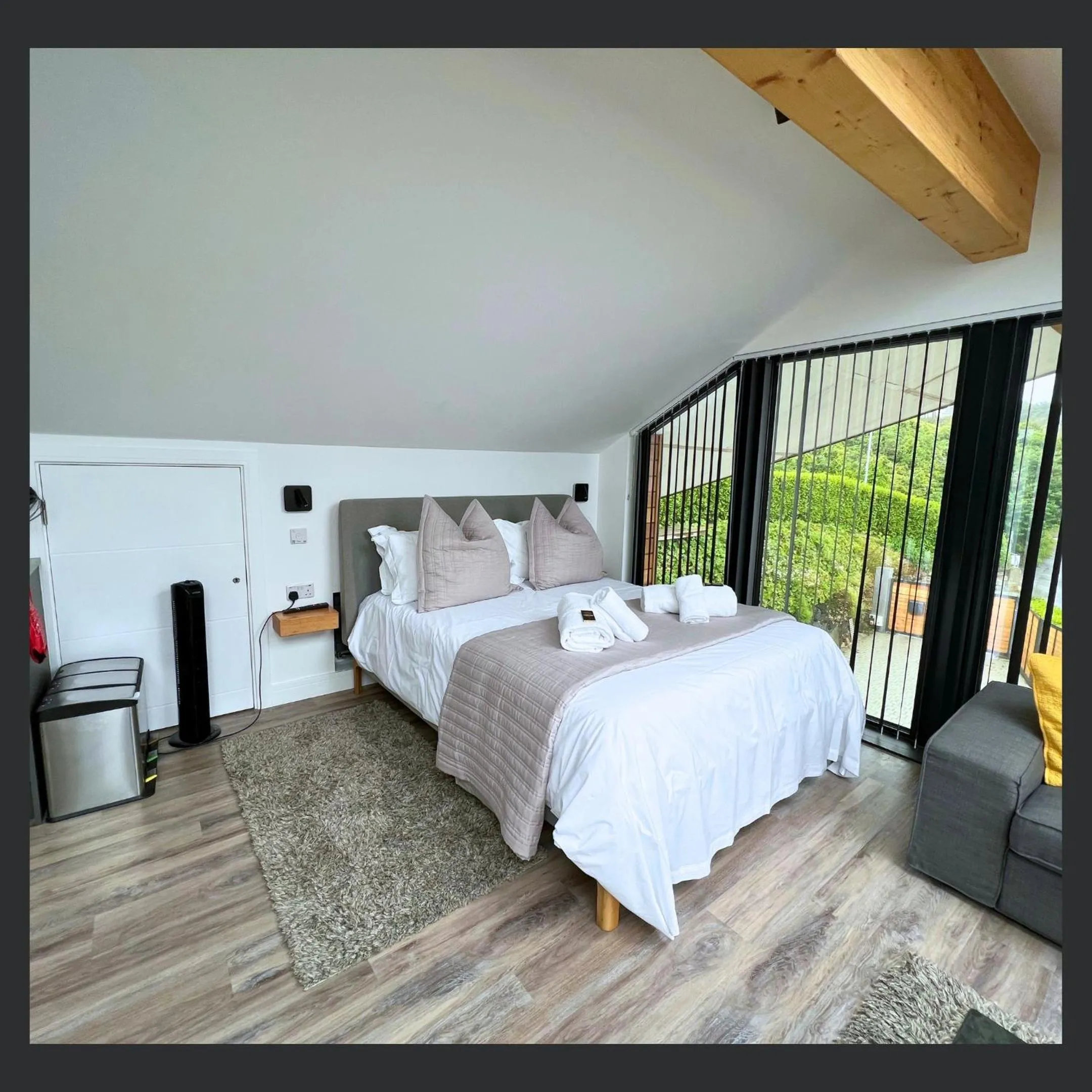 Bed in Uno St Ives - Boutique Luxury Accommodation
