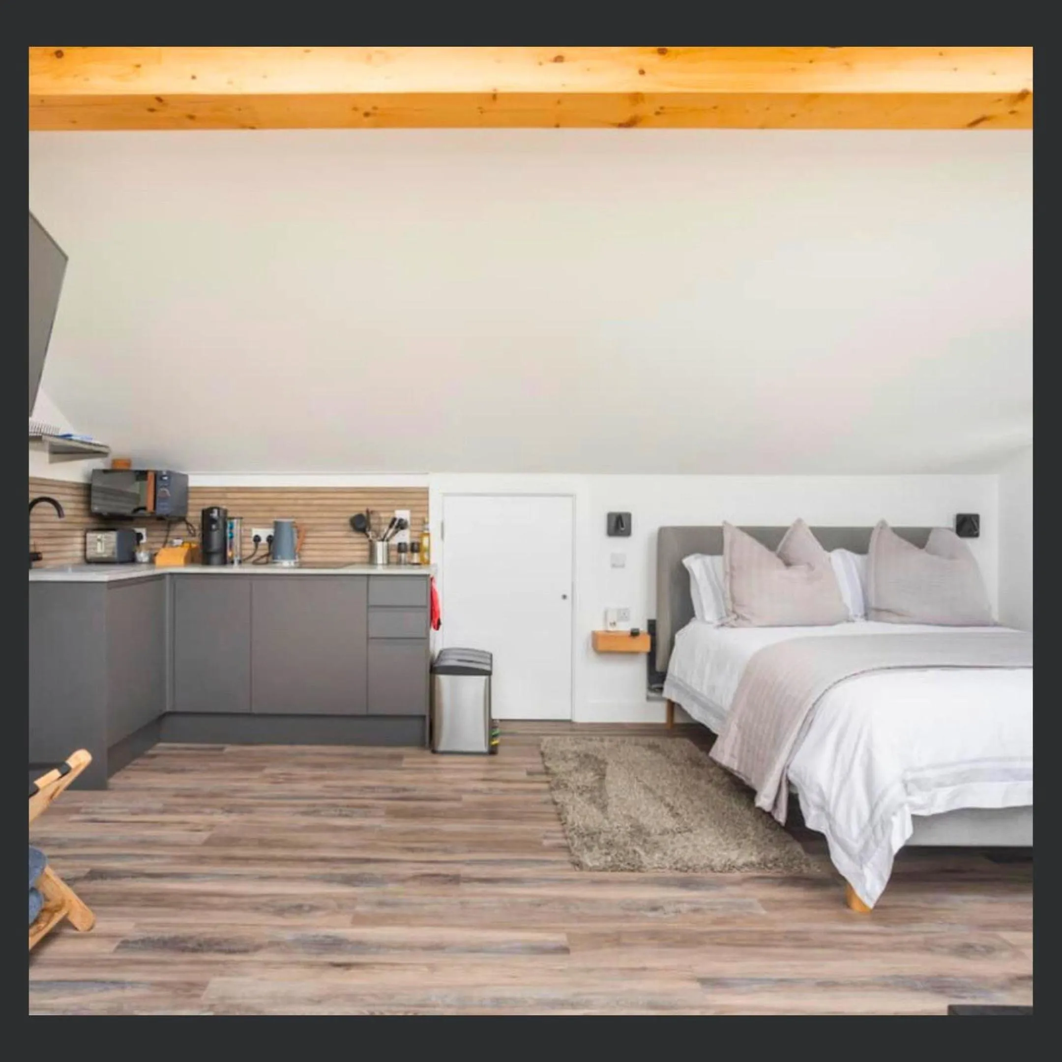 Bedroom, Bed in Uno St Ives - Boutique Luxury Accommodation