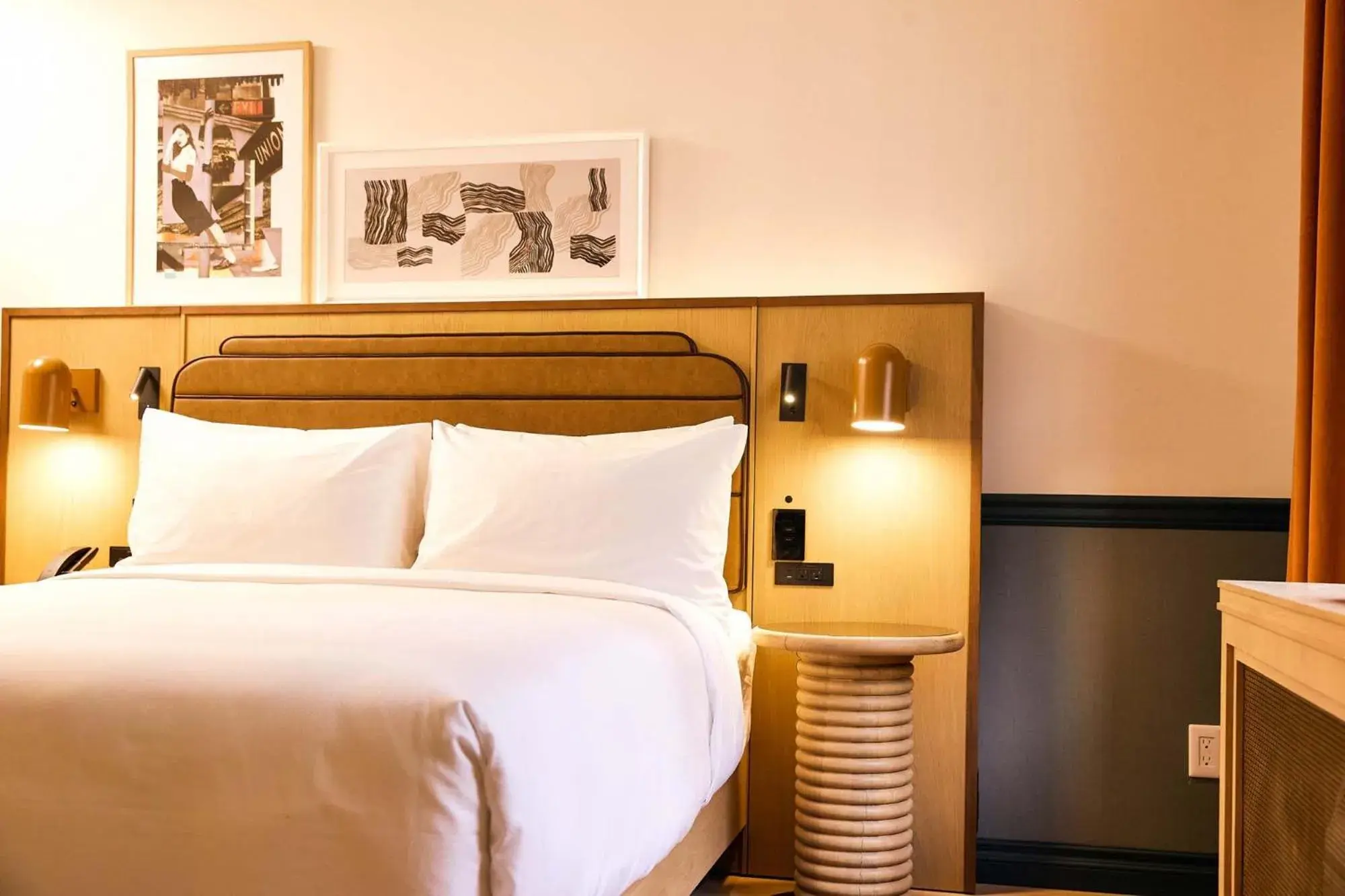 Bedroom, Bed in Union Hotel Bedroom, Bed in Union Hotel